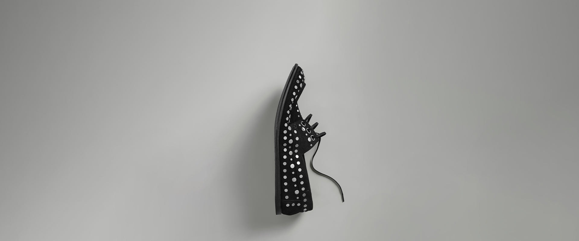 https://asset.dolcegabbana.com.cn/dg-prod-eshop/0c7a80fd-015e-4dab-a832-c324176951d0.jpg