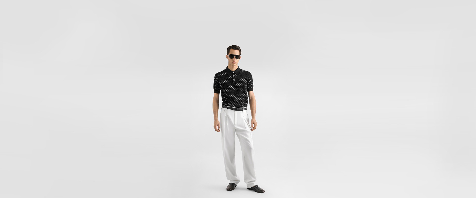 https://asset.dolcegabbana.com.cn/dg-prod-eshop/0cbcc324-fdb3-4f65-85c7-5eb07d182501.jpg