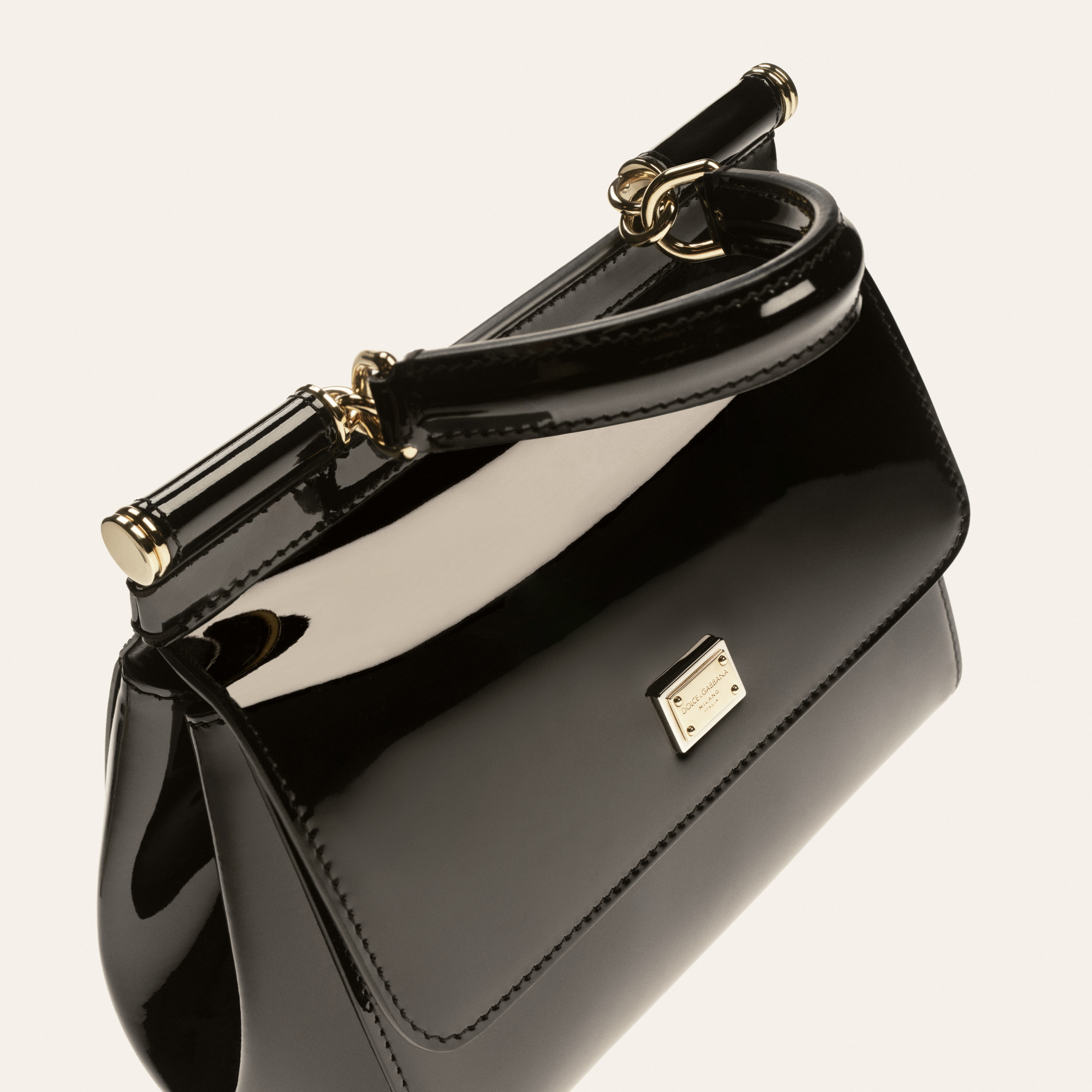 DG-MAIN-ADV-STILL-LIFE-FW26_PH-MATTIA-IOTTI_NO_LOGO_S3