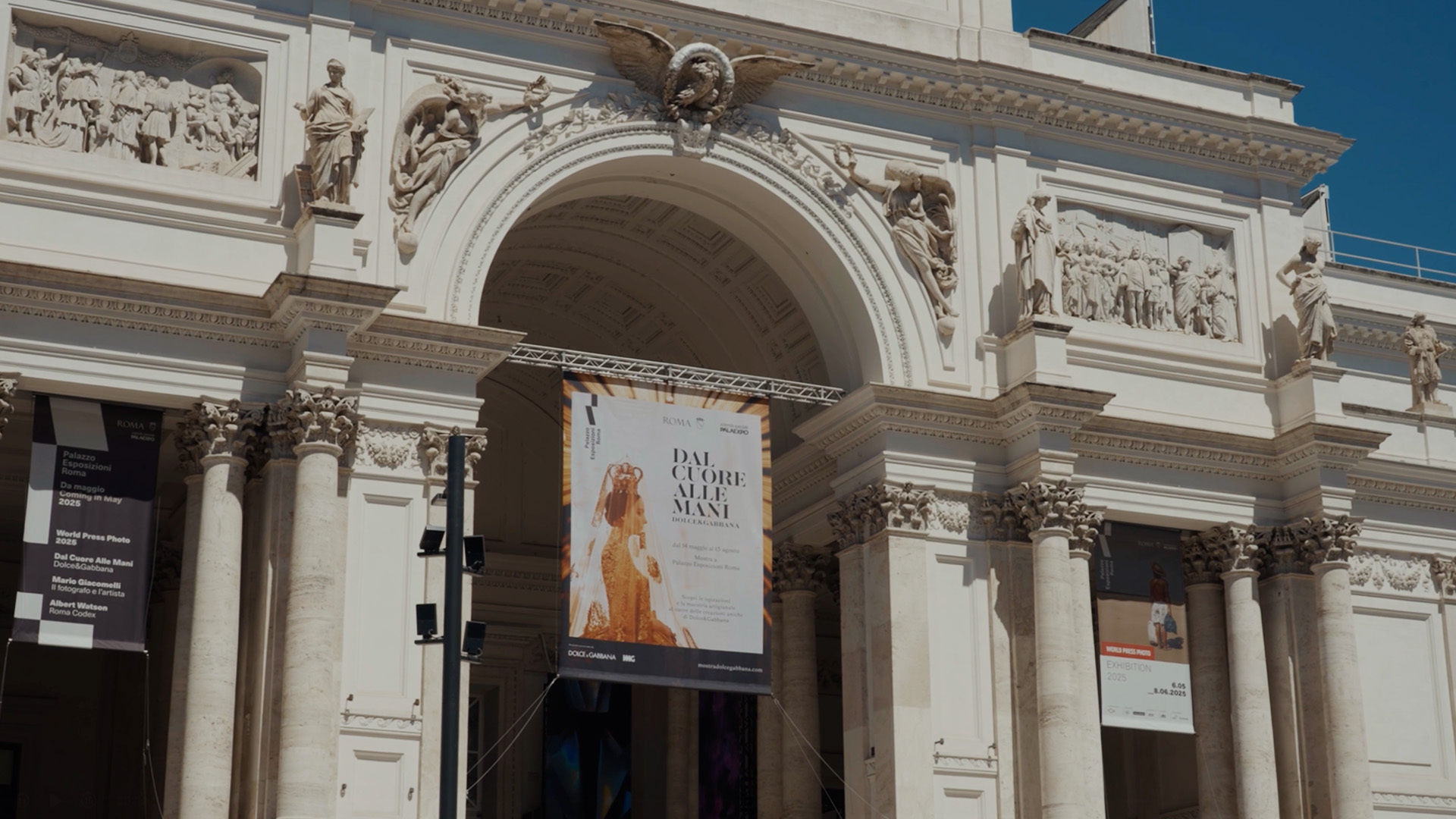 dolce-and-gabbana-dal-cuore-alle-mani-mostra-roma-palazzo-esposizioni-marco-delogu