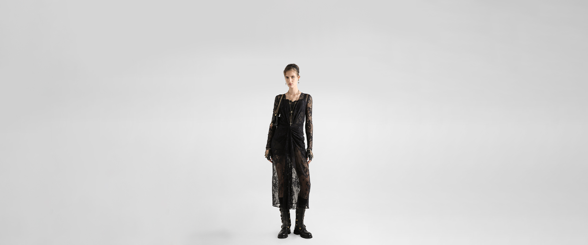 https://asset.dolcegabbana.com.cn/dg-prod-eshop/292867d1-981b-46f9-90c2-9a2e00daf9c7.jpg