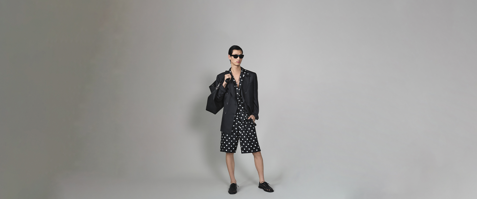 https://asset.dolcegabbana.com.cn/dg-prod-eshop/2959f0f7-40e8-43fa-ba2a-a451ec48abc2.png