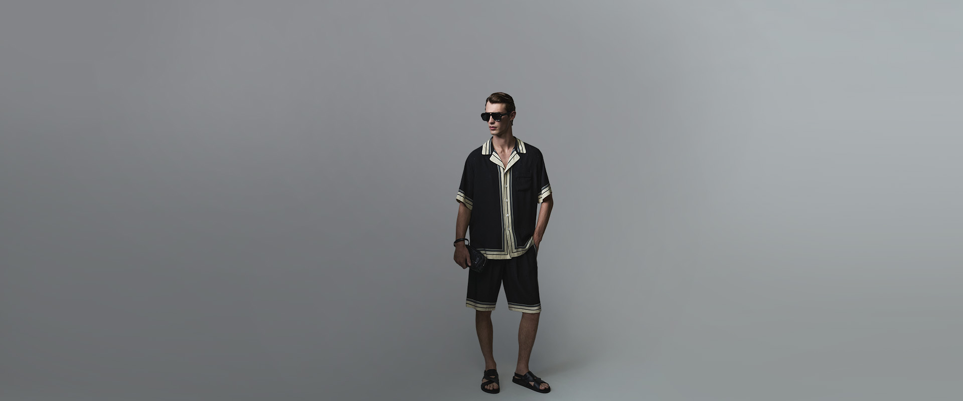 https://asset.dolcegabbana.com.cn/dg-prod-eshop/306717cc-6002-48c6-96fd-90360704bcc5.jpg