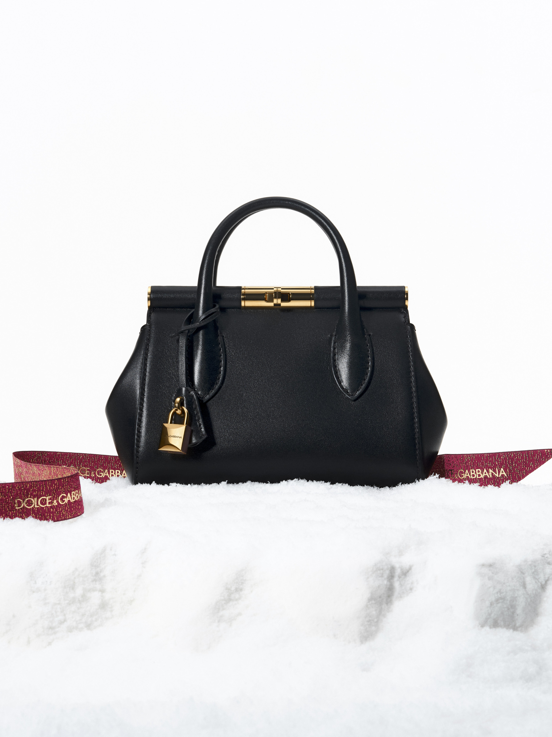 DG_HOLIDAY_2025_PH-CHARLY-GOSP_STILL-LIFE_03_NO_LOGO