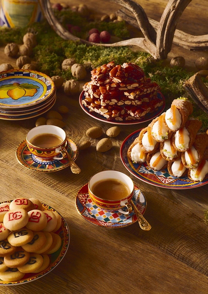 lp-mise-en-place-festive-desk-4_看图王