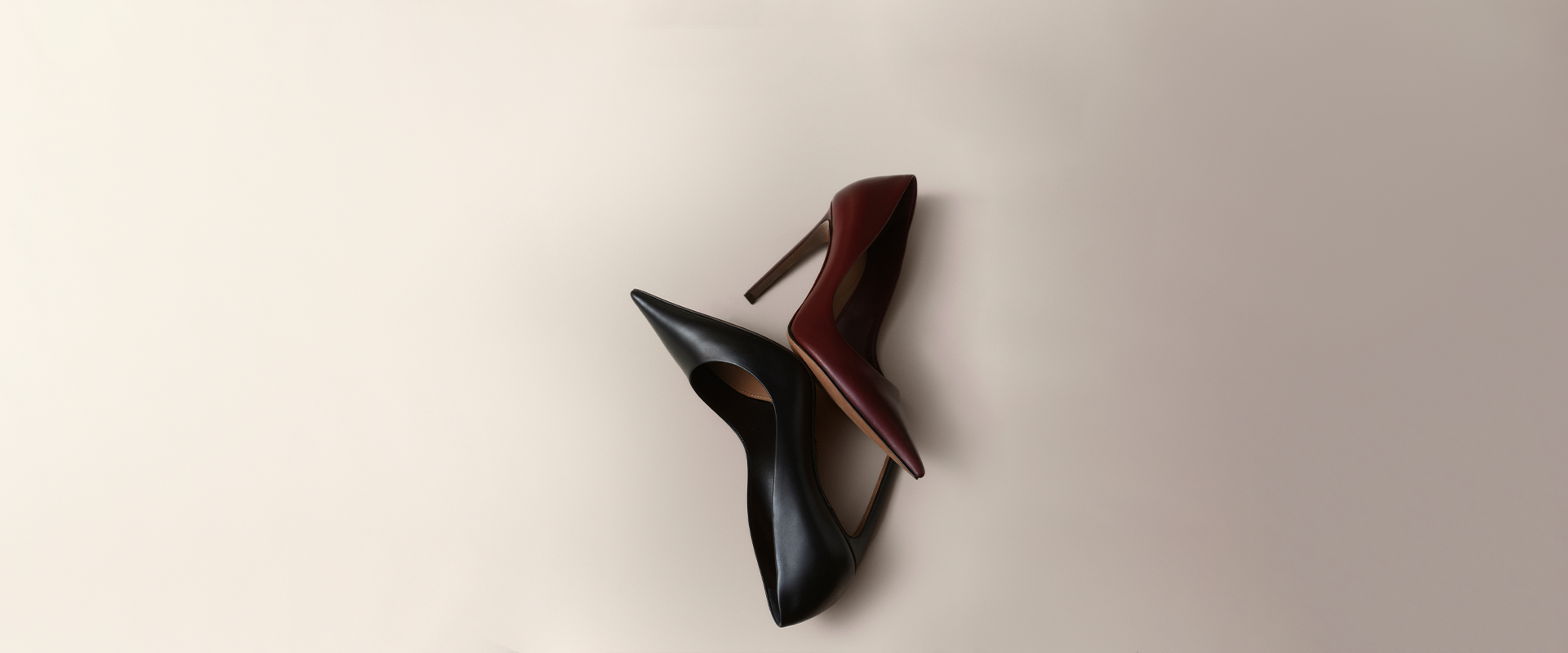 https://asset.dolcegabbana.com.cn/dg-prod-eshop/3489026e-85a6-41c2-ad33-97145ba30cbf.jpg