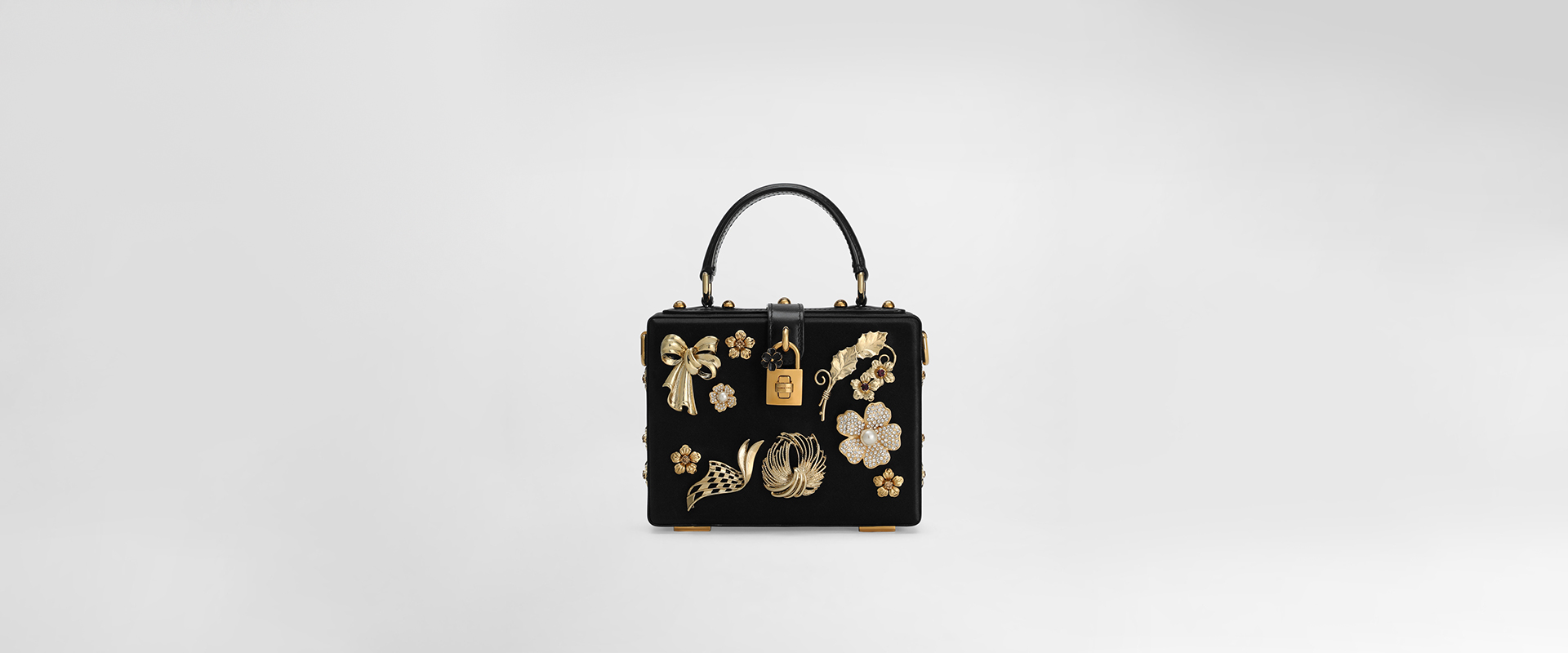 https://asset.dolcegabbana.com.cn/dg-prod-eshop/352aa906-27ac-4548-b52d-2918fc519f57.jpg
