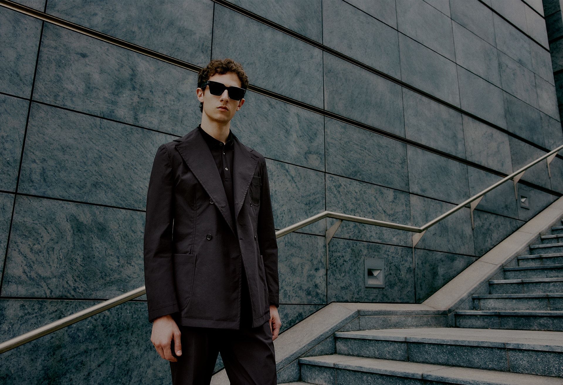 dolce-and-gabbana-travel-package-collection-2025-03