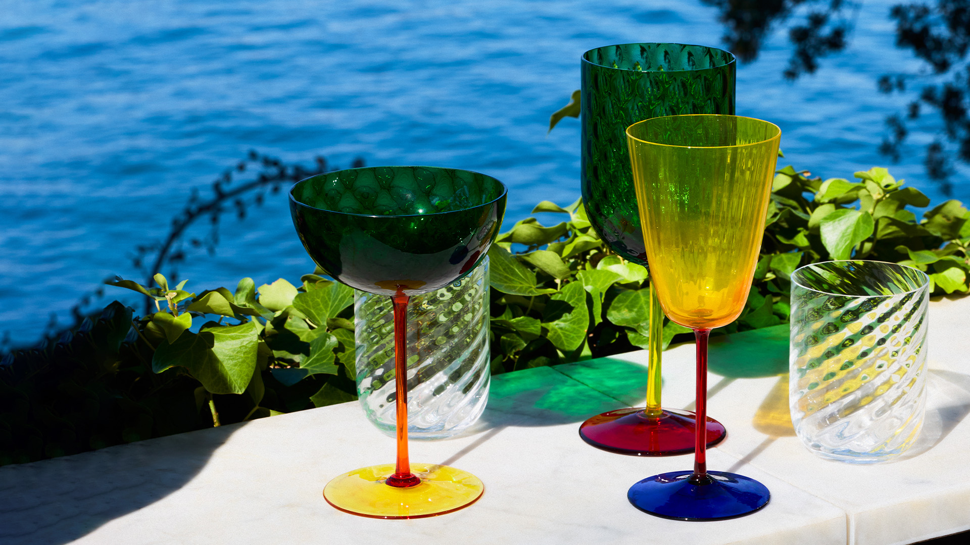 DG_Casa_SS26_shPortofino_16_9_tavola_bicchieri_no_logo