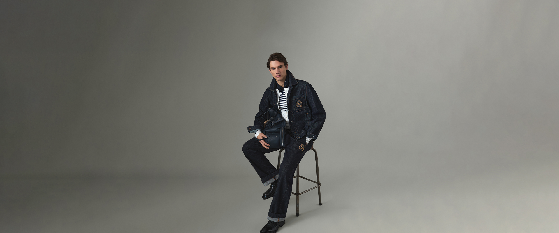 https://asset.dolcegabbana.com.cn/dg-prod-eshop/463aa3f8-bad7-406a-a279-b08e50c4ca49.png
