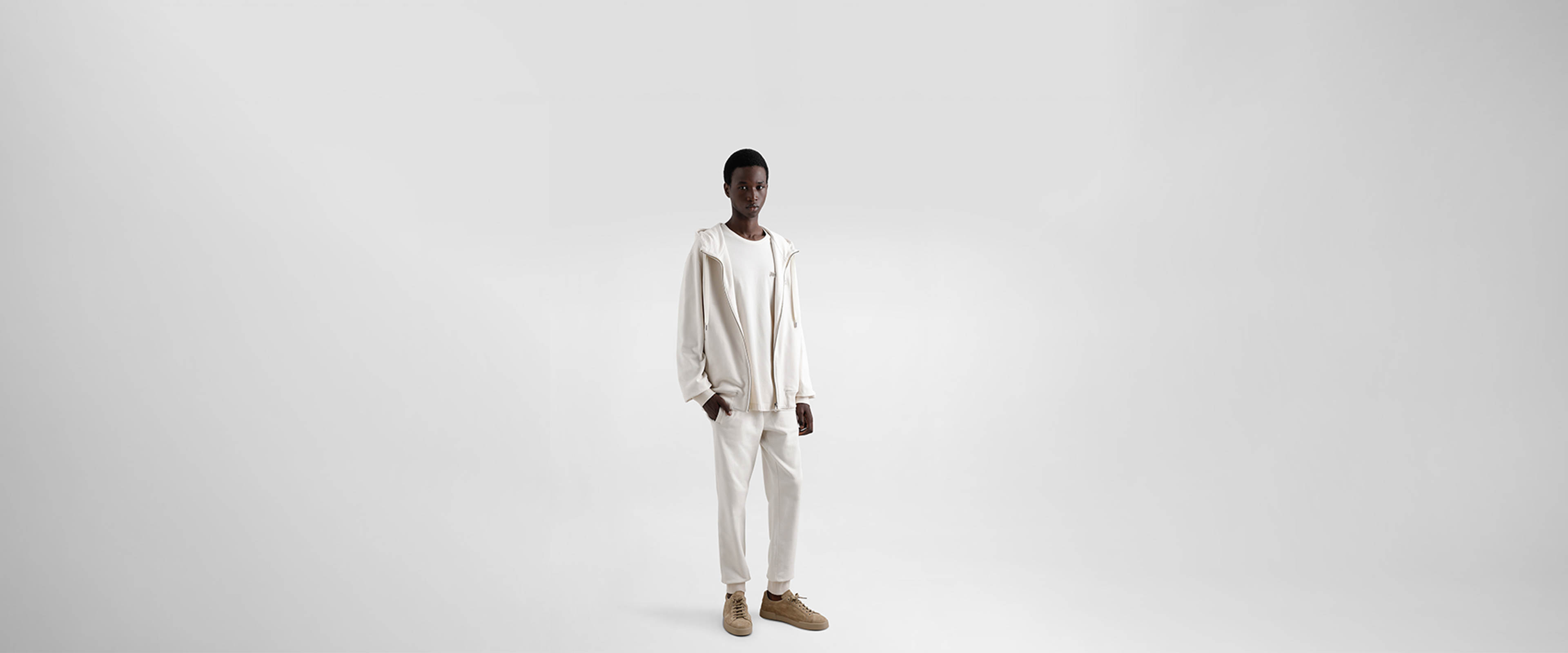 https://asset.dolcegabbana.com.cn/dg-prod-eshop/4693d892-0652-4c63-aa4e-947fe73d3f1d.jpg