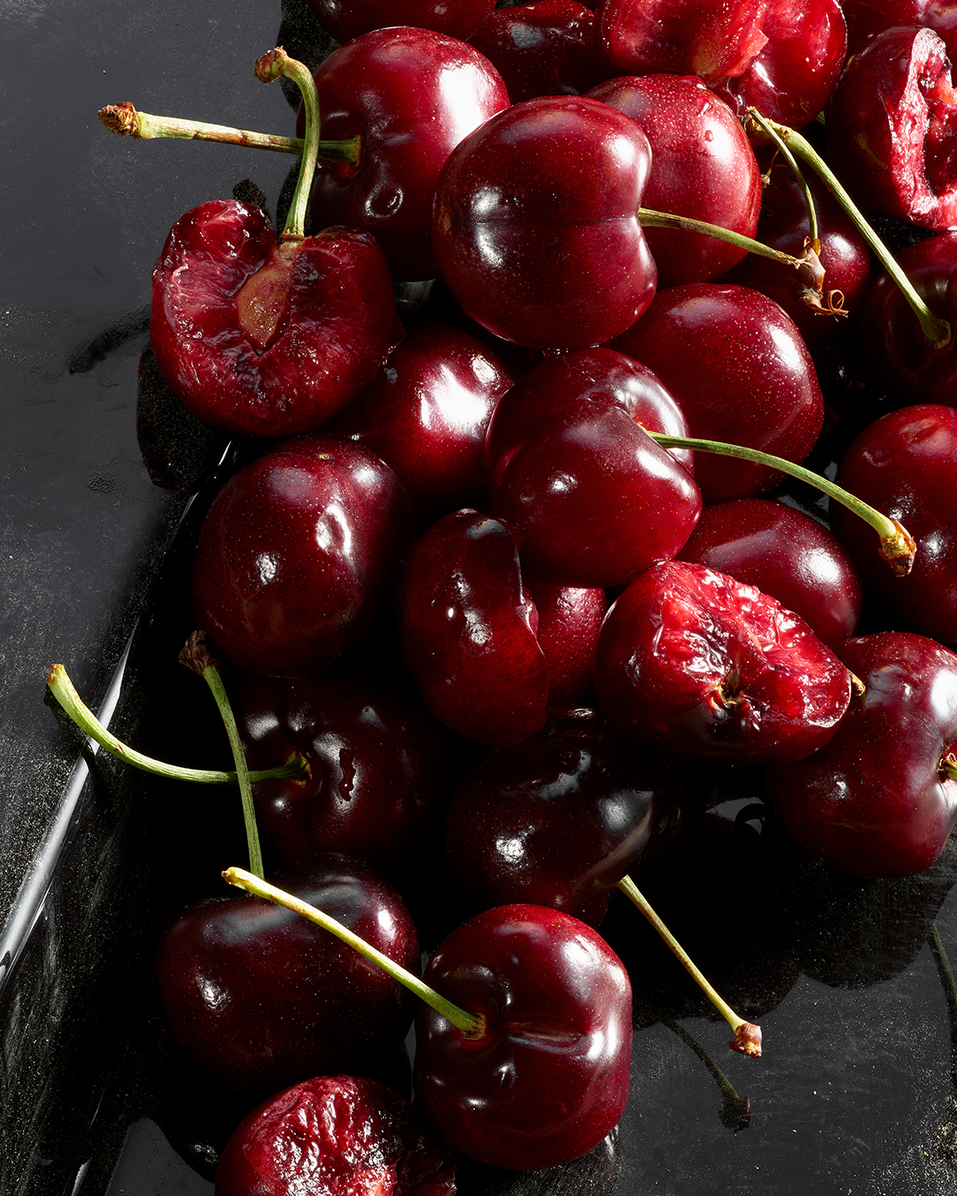 DG_FF_KQ_24_EXTRA_CONTENTS_STILL_LIFE_INGREDIENT_Q_EDPI_CILIEGIEJPEG_RGB_300 4x5