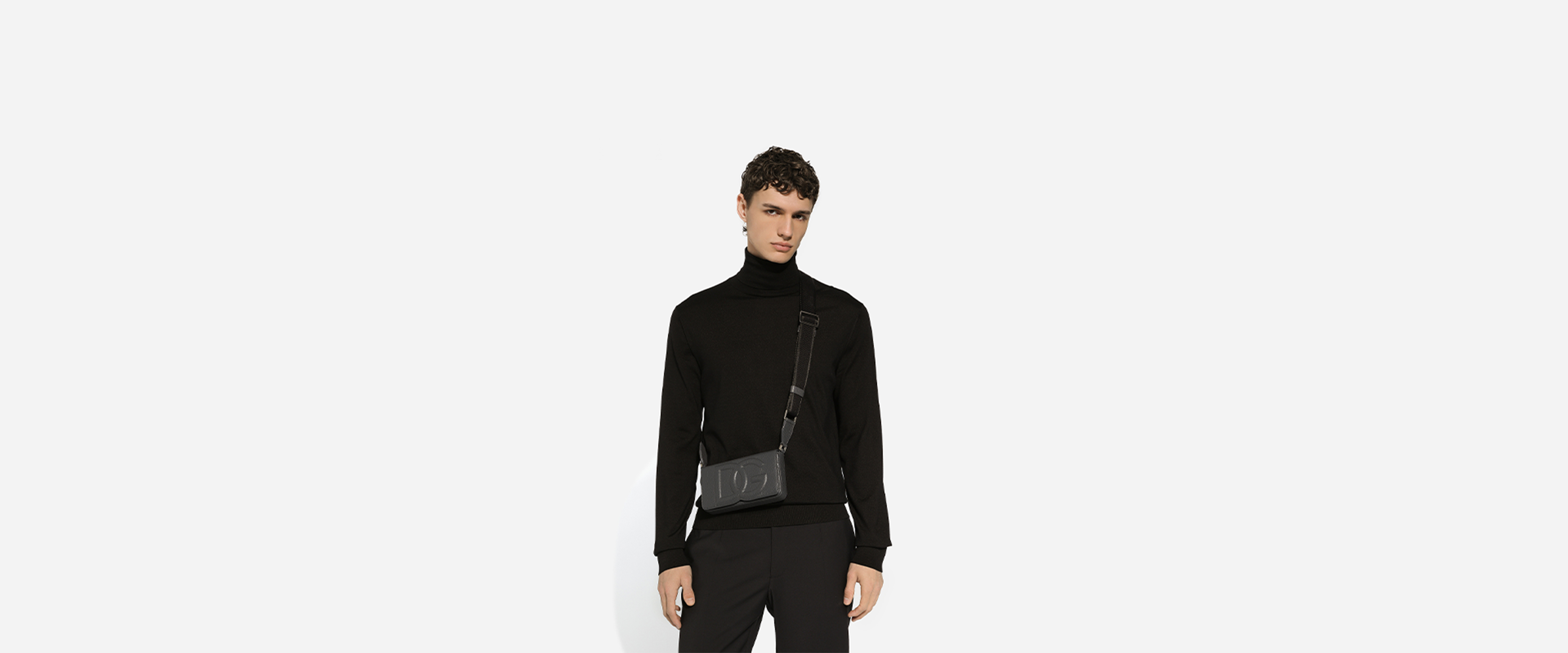 https://asset.dolcegabbana.com.cn/dg-prod-eshop/59f3a601-069a-4c95-b6f0-90ab2e7d6dc9.jpg