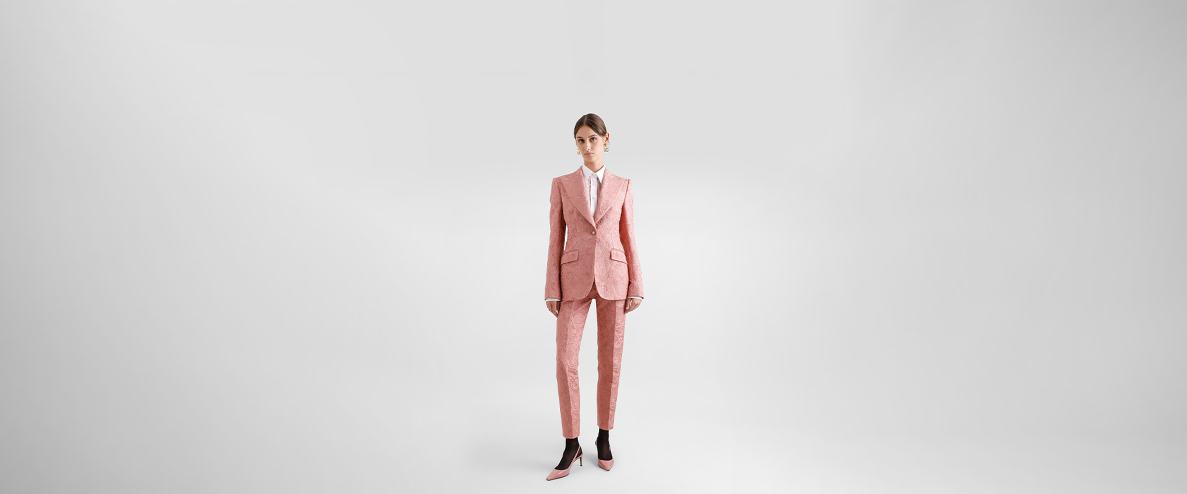 https://asset.dolcegabbana.com.cn/dg-prod-eshop/5adb9d40-c3bb-4844-9307-5b984a10e4d8.jpg