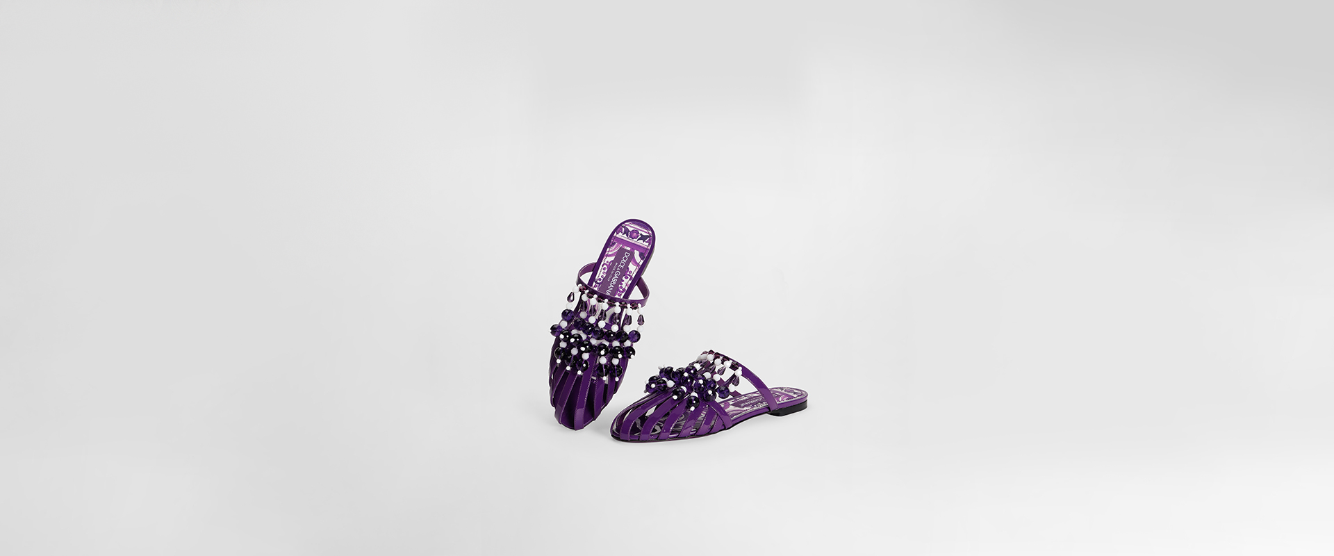 https://asset.dolcegabbana.com.cn/dg-prod-eshop/64a791eb-626b-4636-8d58-806375b90ce2.jpg