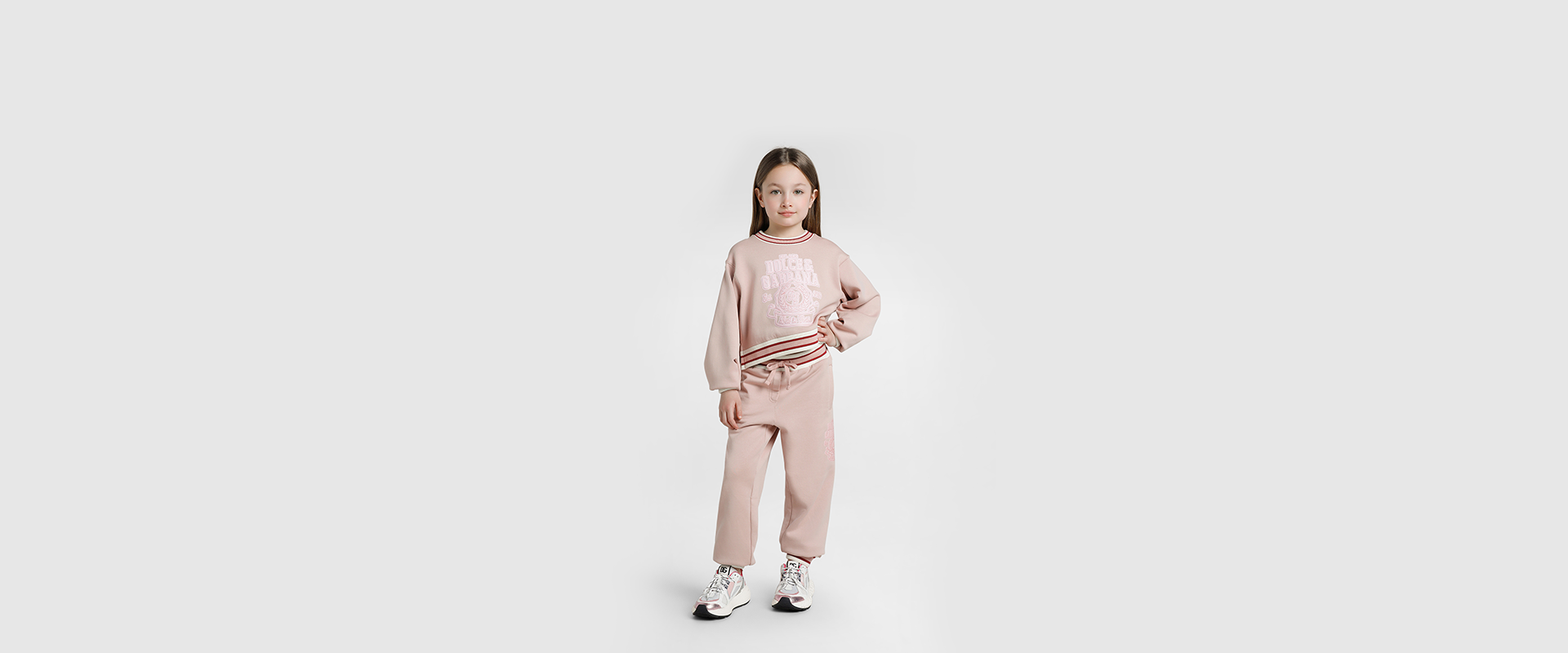https://asset.dolcegabbana.com.cn/dg-prod-eshop/6a465089-41b6-4bac-8ad4-778b43f4869b.png