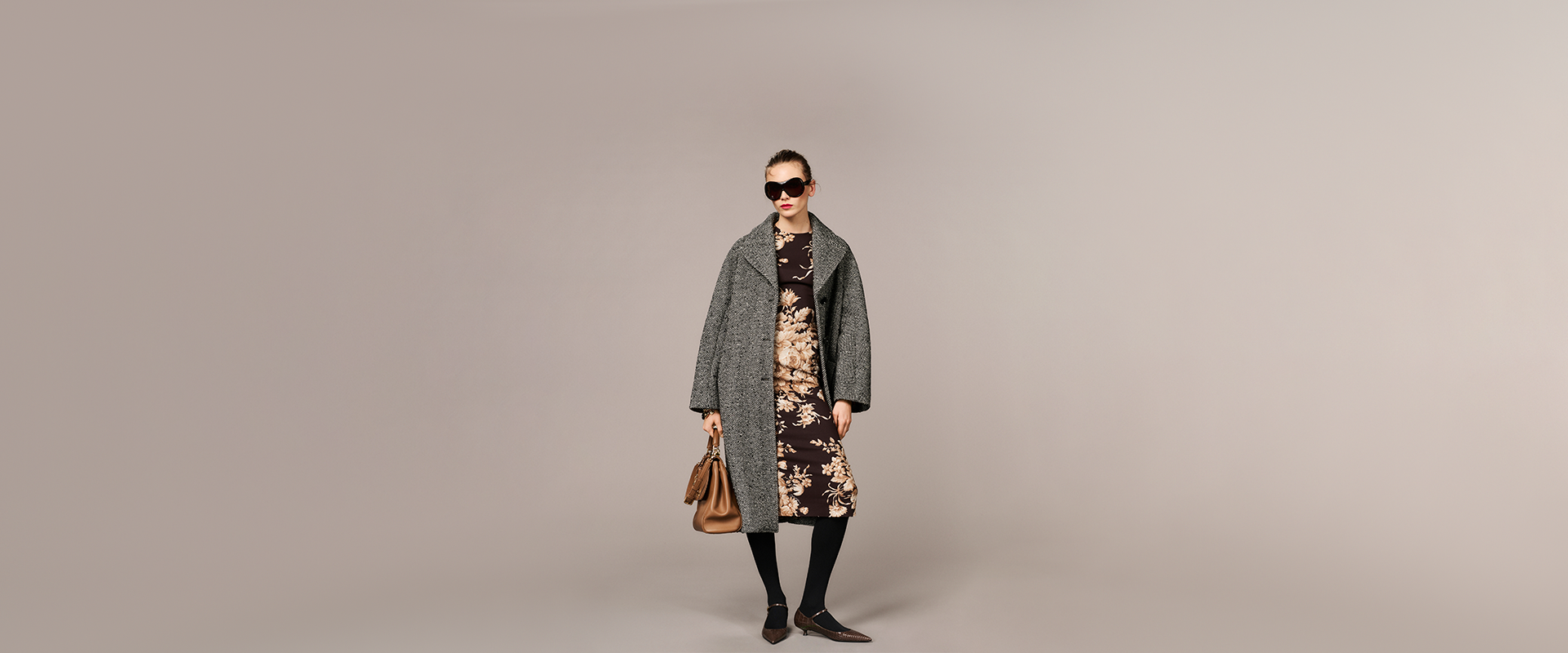 https://asset.dolcegabbana.com.cn/dg-prod-eshop/6cb3bd2e-e7f8-4f48-823b-81bbf9f4747f.png