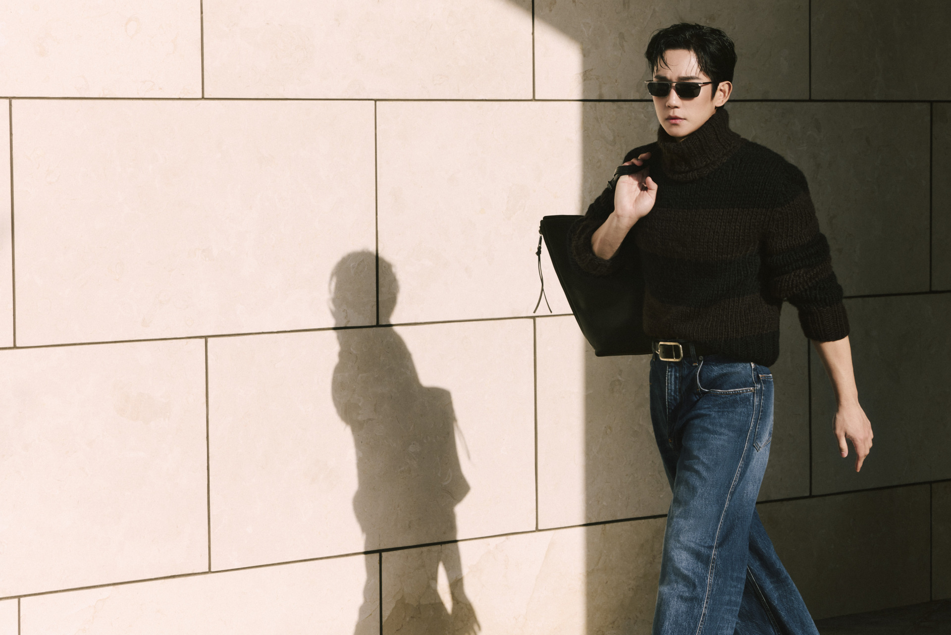 DG_ADV_APAC_FW25_PH_JUNGWOOK-MOK_MAN_27-28_NO_LOGO
