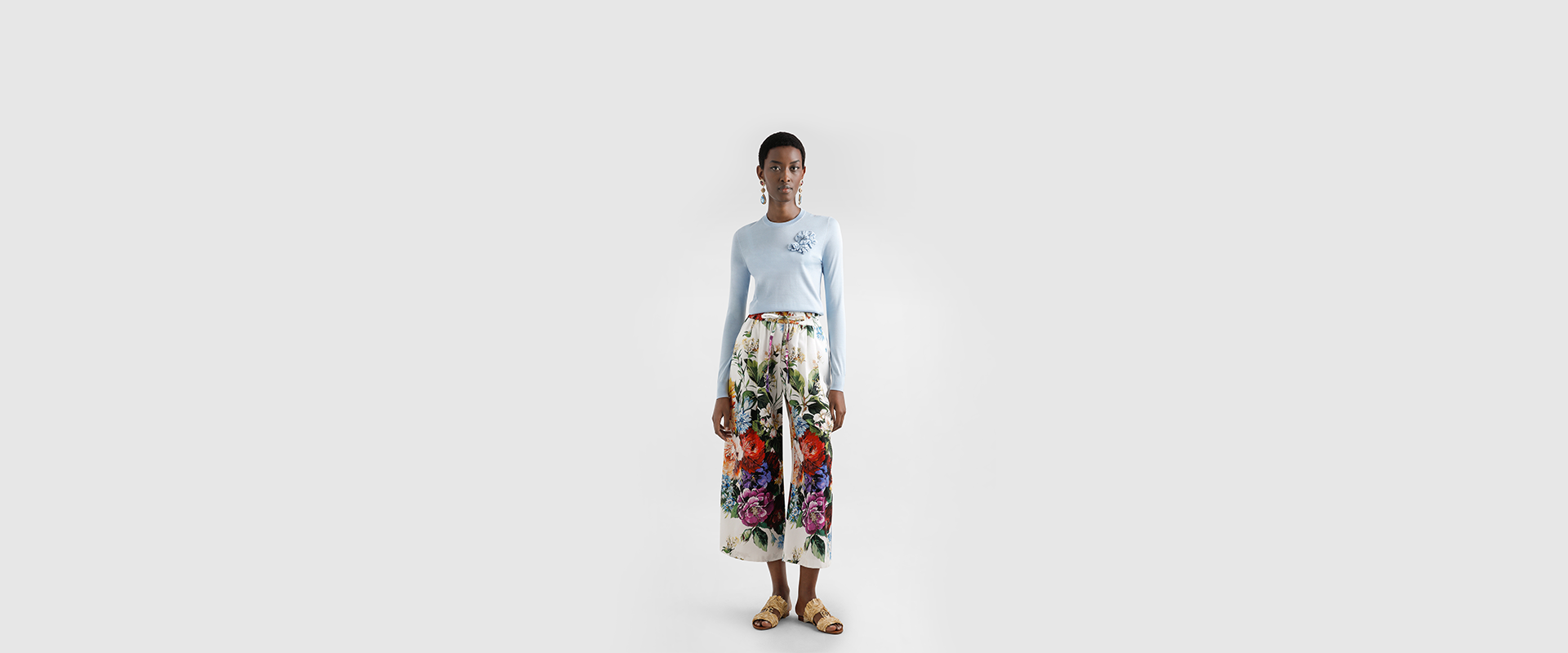 https://asset.dolcegabbana.com.cn/dg-prod-eshop/73760a82-00fb-49f6-b023-37ab20ef6d2c.png