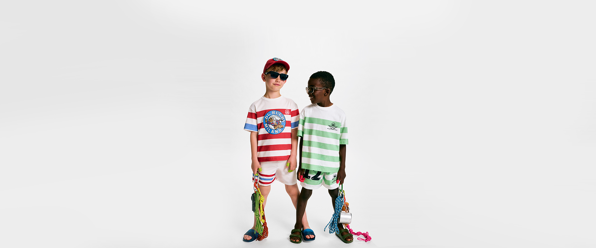 https://asset.dolcegabbana.com.cn/dg-prod-eshop/7ba19ec2-acbc-4c54-8910-2af5018bb4df.png