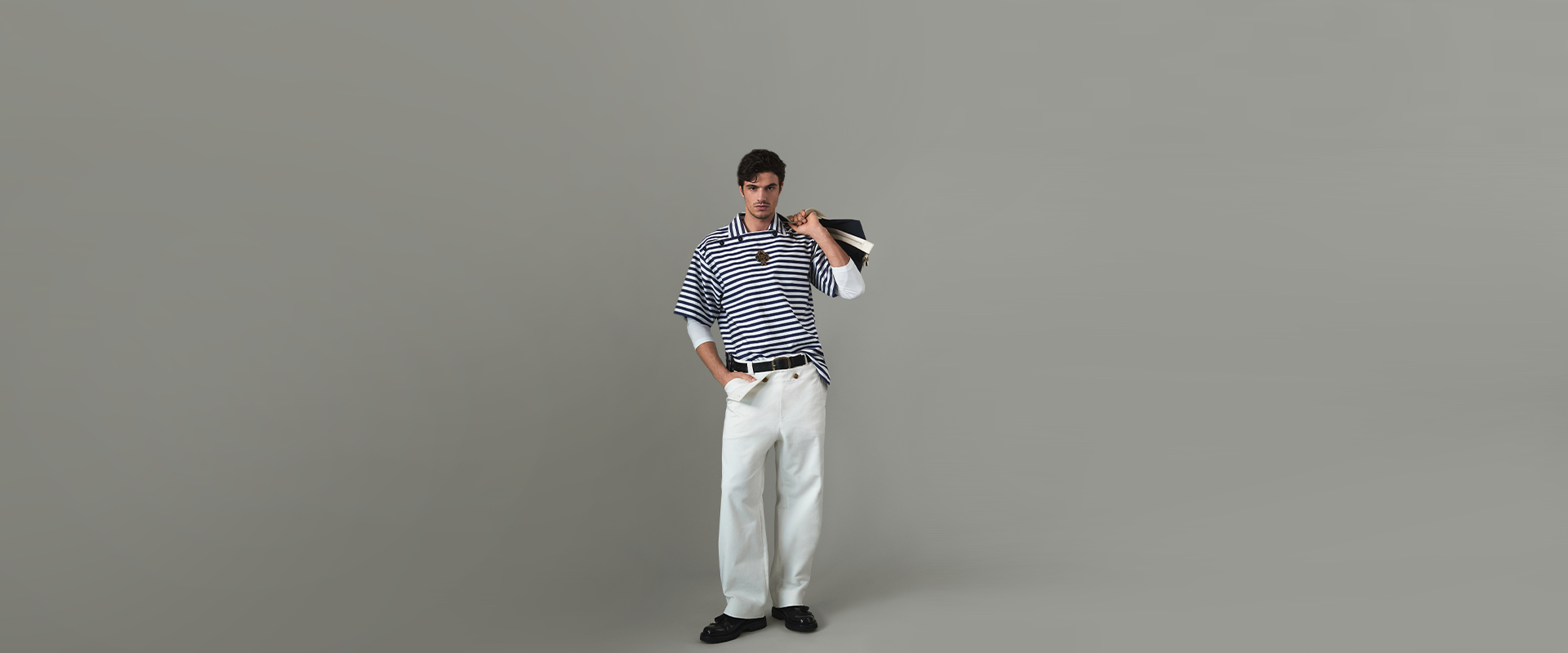 https://asset.dolcegabbana.com.cn/dg-prod-eshop/8c66c968-4222-4ca3-af2e-26000b219fd8.png