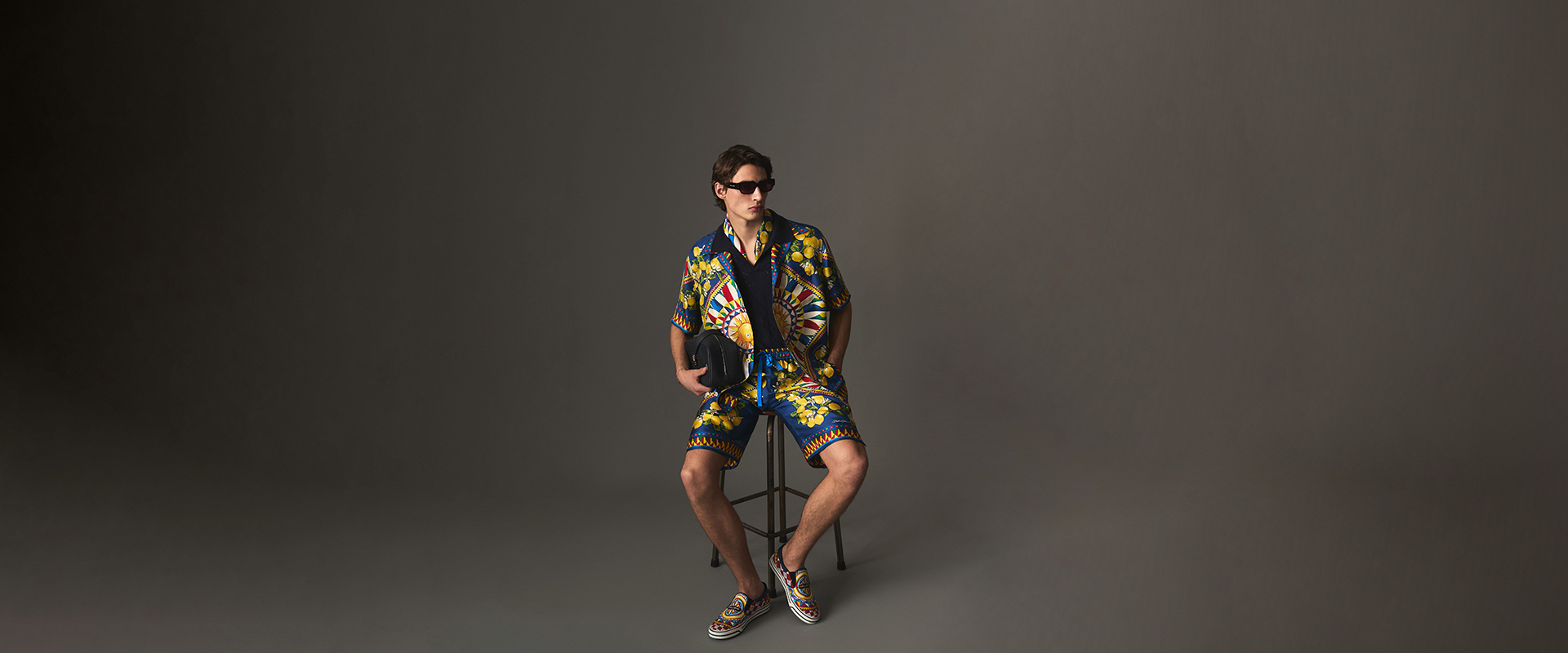 https://asset.dolcegabbana.com.cn/dg-prod-eshop/9038aa17-bc44-4f01-83ff-a5af26dc9a92.png