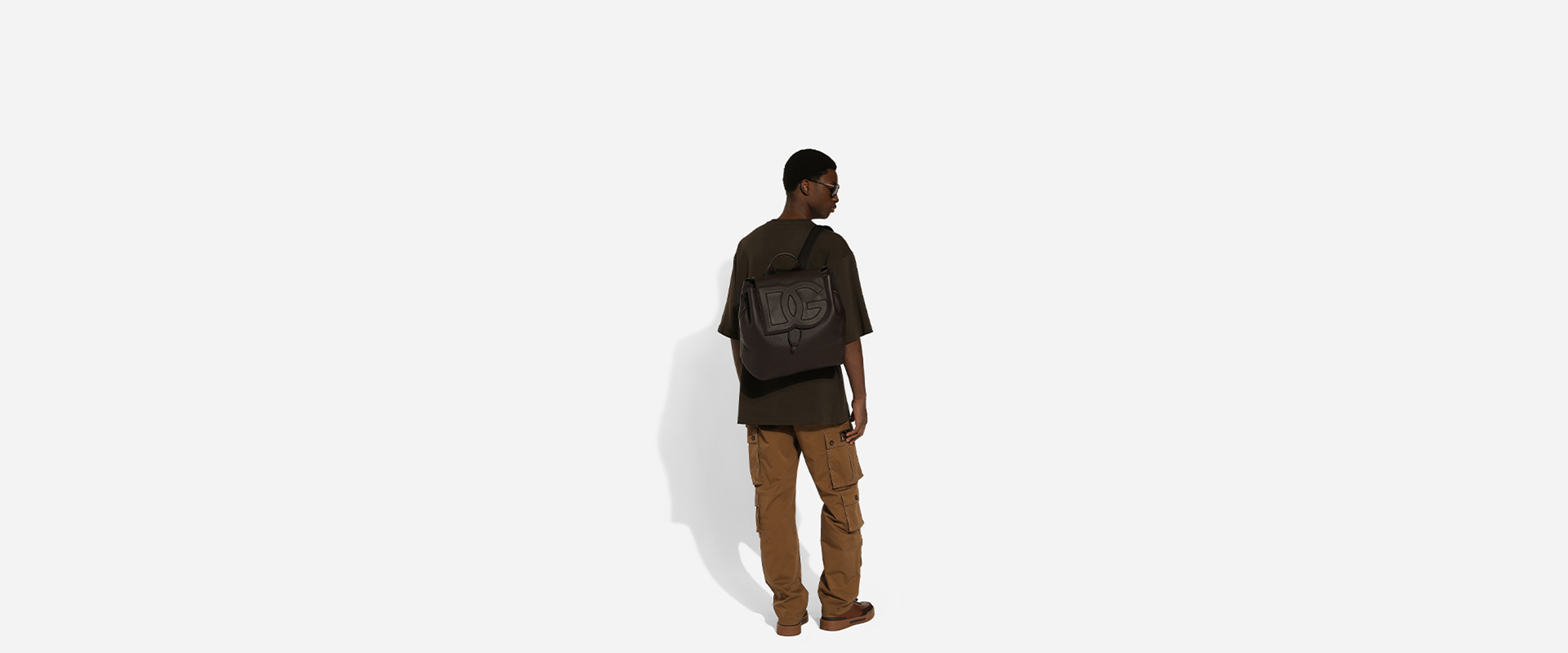 https://asset.dolcegabbana.com.cn/dg-prod-eshop/95a9e039-3b32-44b8-9652-53473fdec4cb.jpg