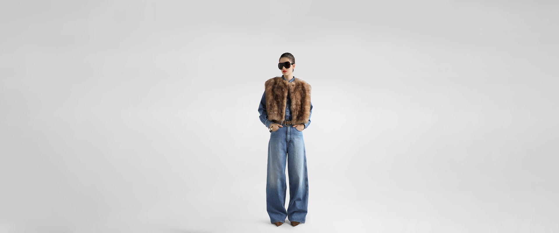 https://asset.dolcegabbana.com.cn/dg-prod-eshop/9bc2f3da-1395-4ef6-9141-ca02cc383767.jpg