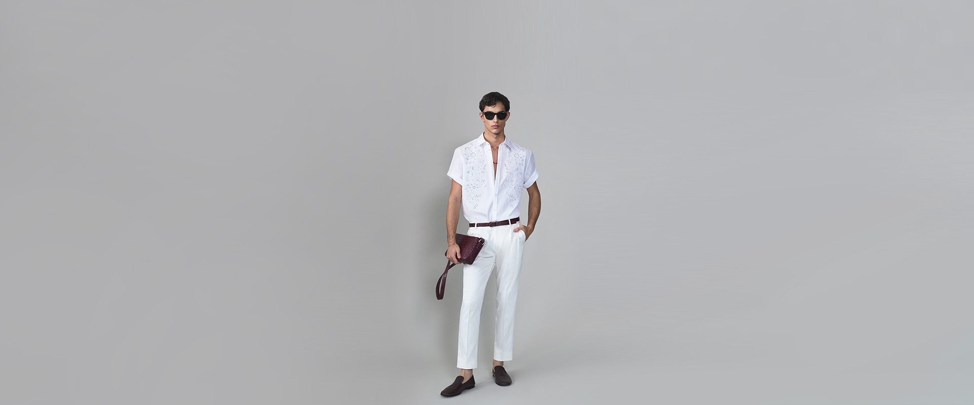 https://asset.dolcegabbana.com.cn/dg-prod-eshop/a3ce2888-7077-4f81-8348-10a26eb165b6.jpg