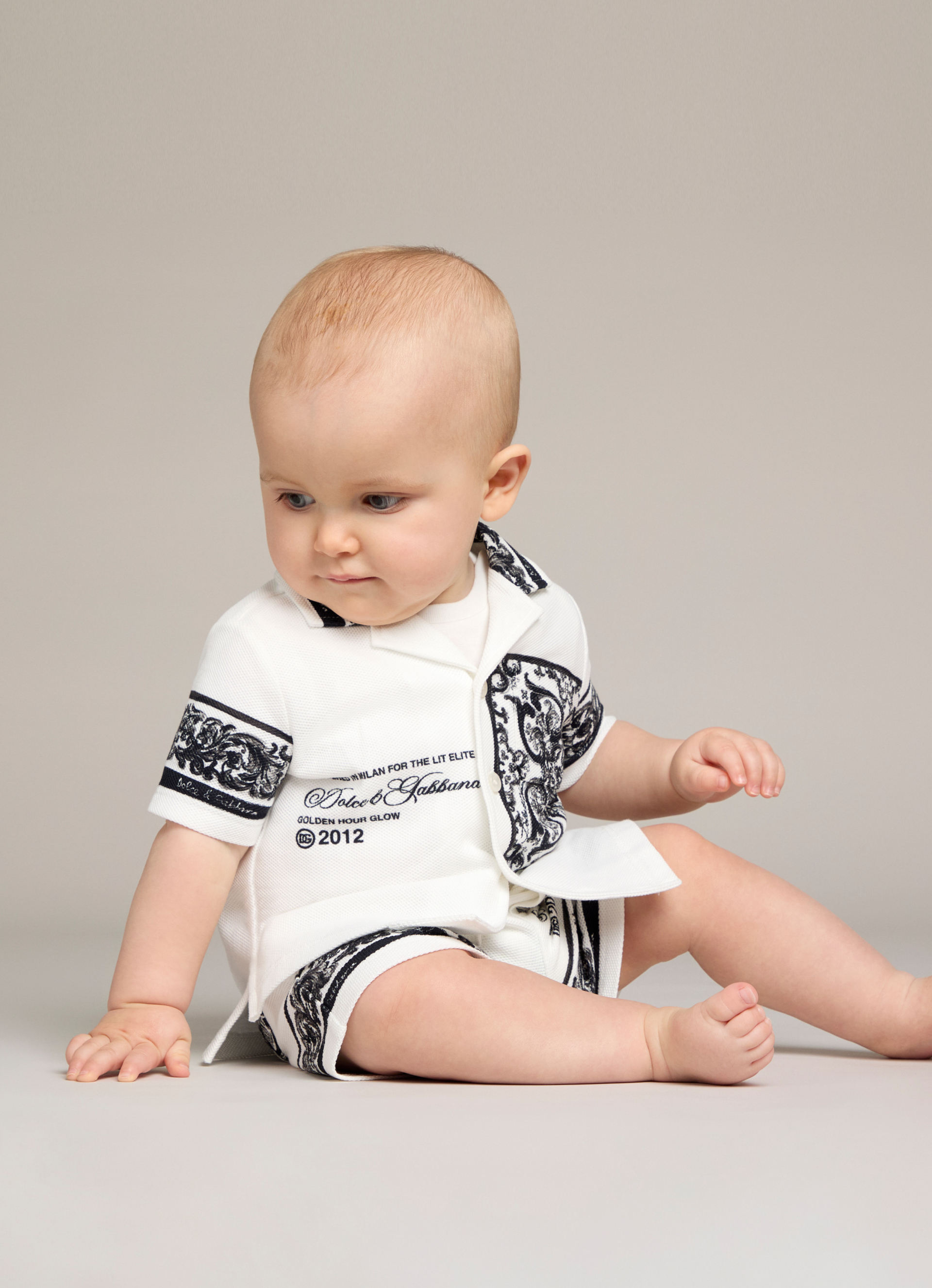 LOOK_BOOK_JUNIOR_FW25_NEONATO_MAIOLICA_BAMBINO_LOOK_1