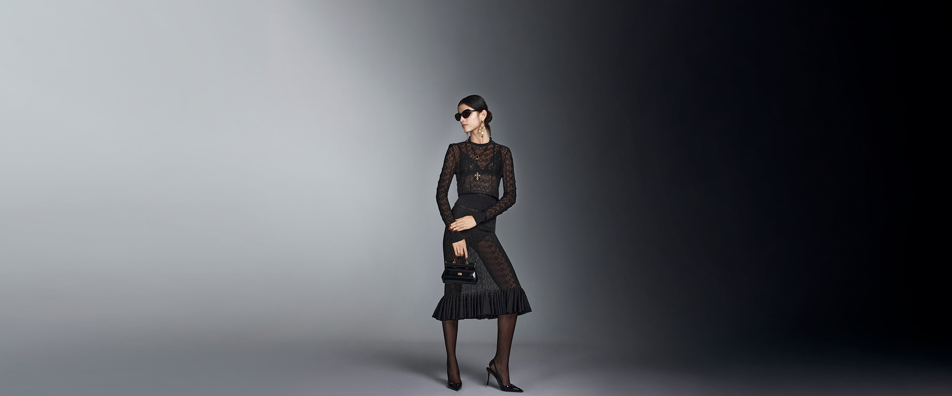 https://asset.dolcegabbana.com.cn/dg-prod-eshop/b4c2a017-1371-471a-b29f-0d360f9fcdc2.jpg