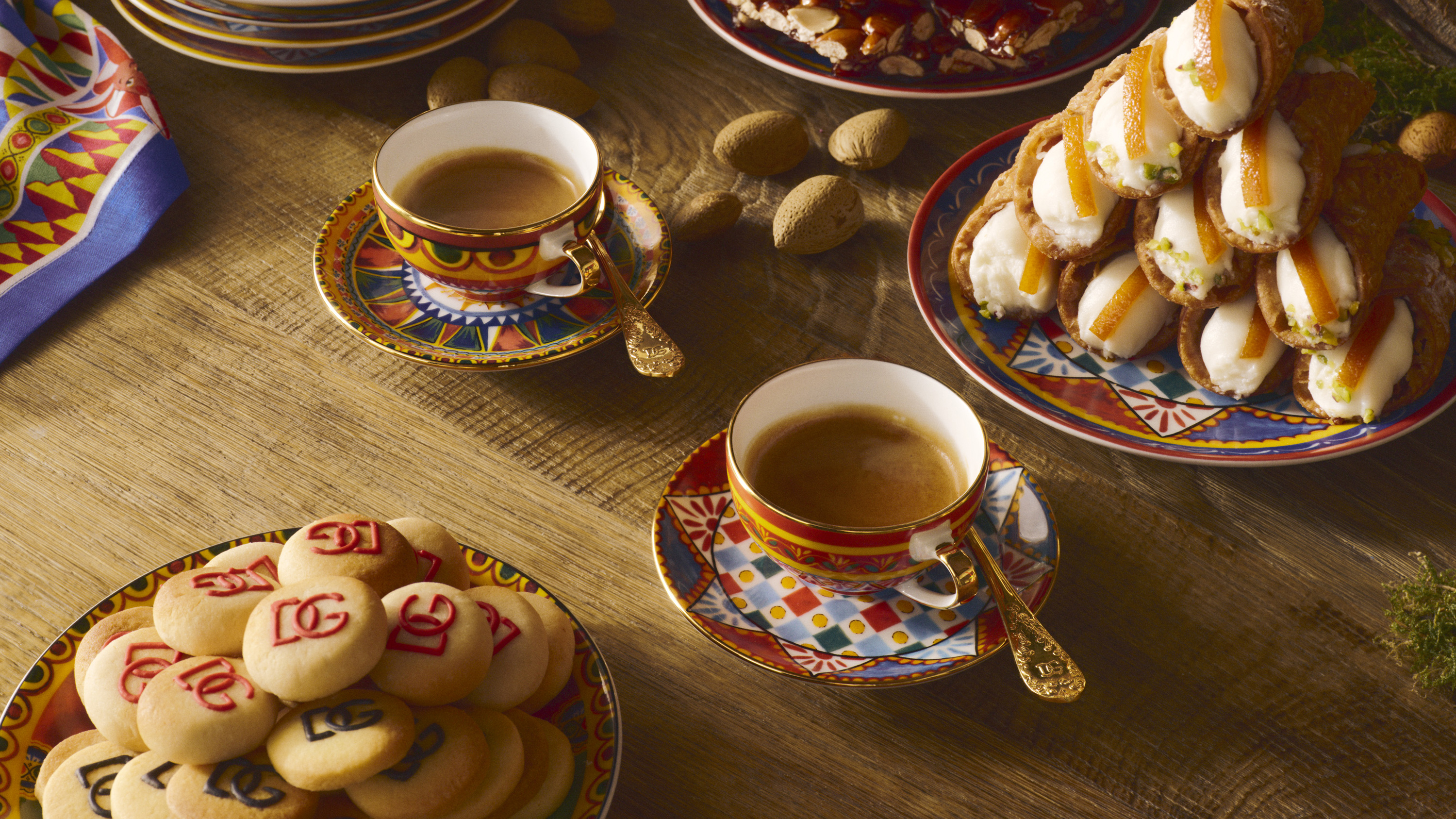 DG_Casa_Mise_en_place_Festive_2025_ph_Alberto_Mora_16x9_12