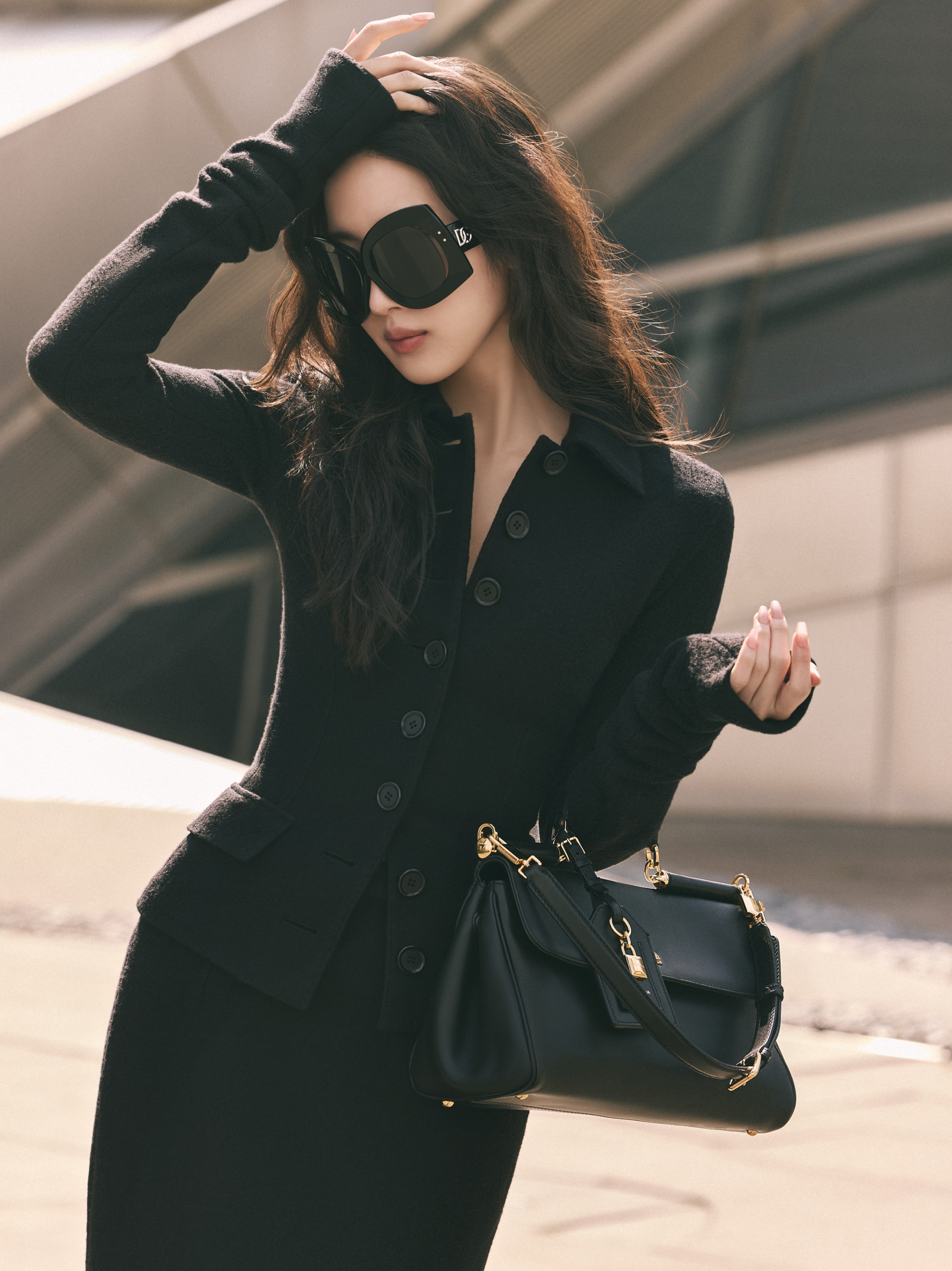 DG_ADV_APAC_FW25_PH_JUNGWOOK-MOK_WOMAN_10_NO_LOGO