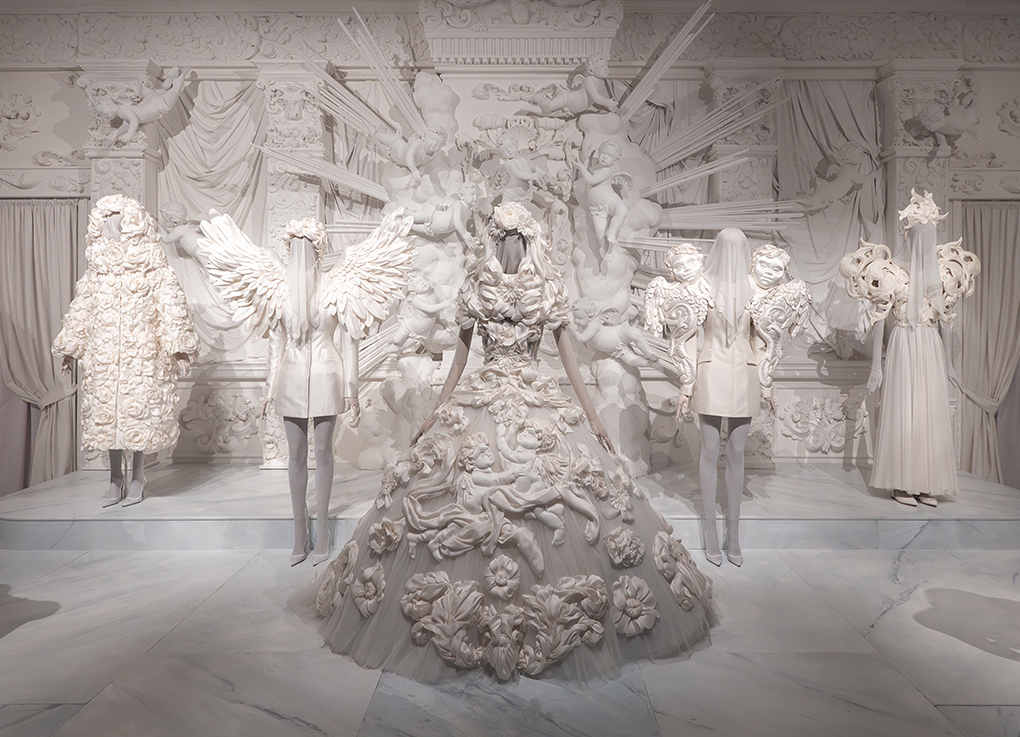 dolce-gabbana-banner-hp-mostra-dal-cuore-alle-mani