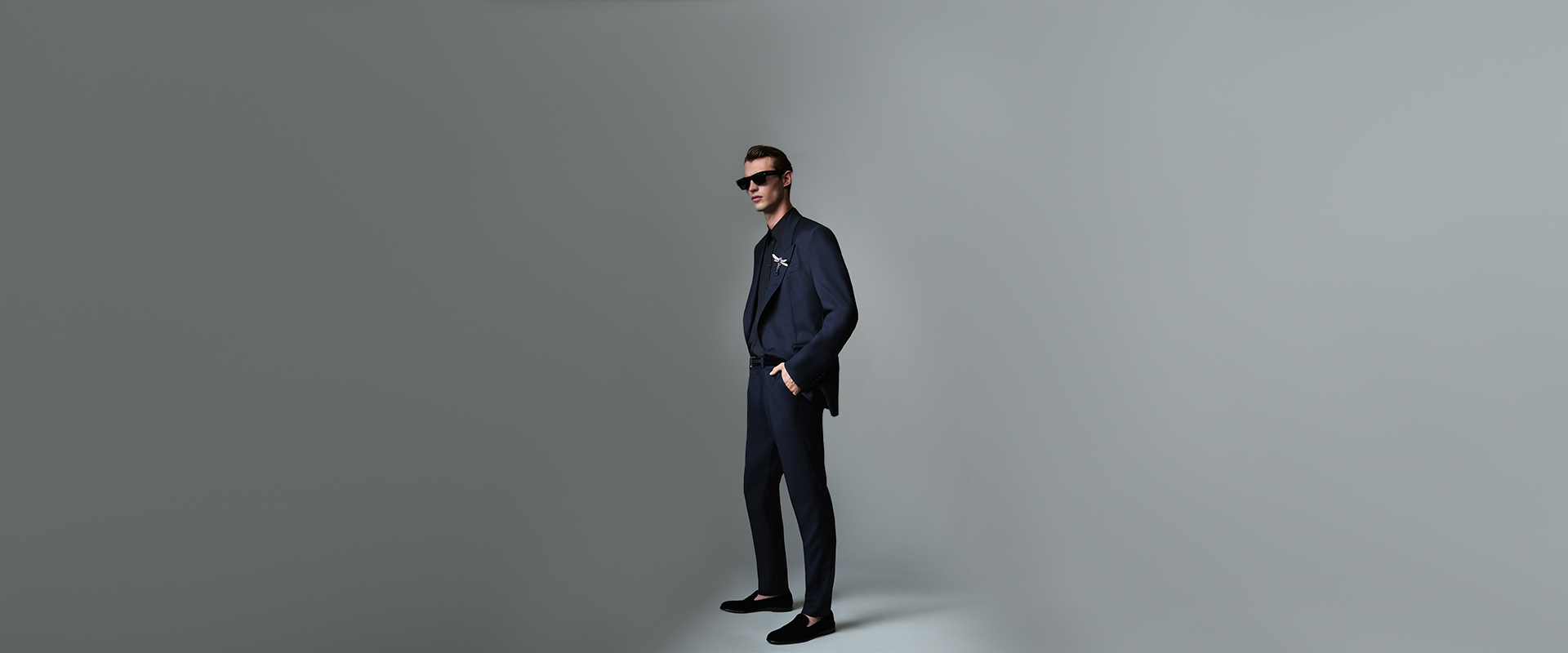 https://asset.dolcegabbana.com.cn/dg-prod-eshop/d37efaa2-b0c3-4e9b-be62-cae579d102c8.png