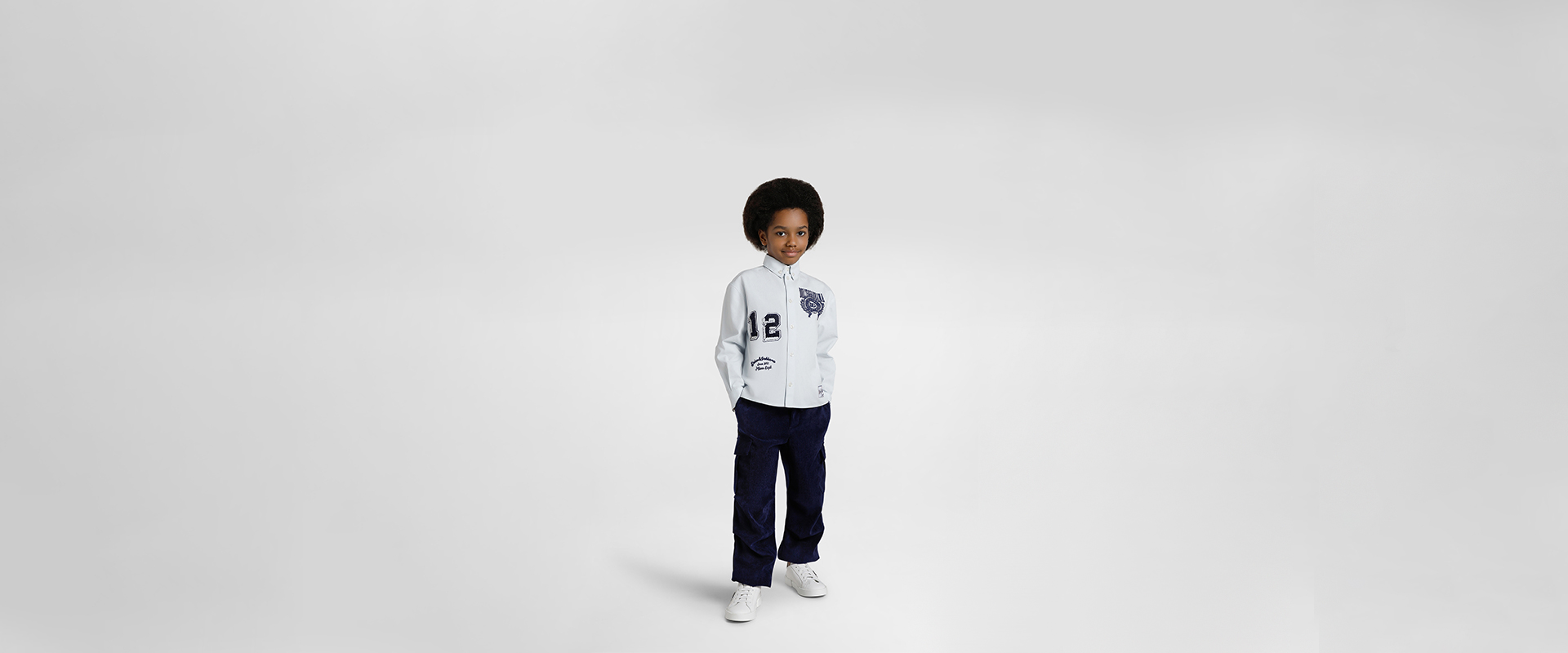 https://asset.dolcegabbana.com.cn/dg-prod-eshop/da11f86b-7f3a-498a-8e8f-09ff7d7dc74a.jpg