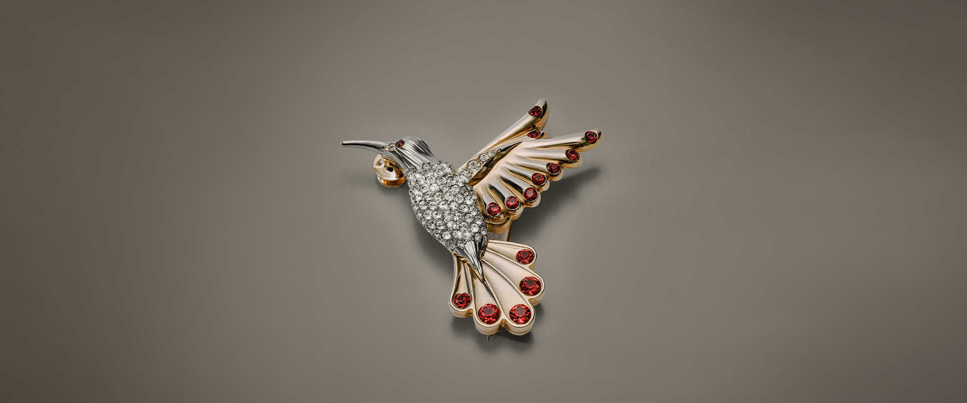 https://asset.dolcegabbana.com.cn/dg-prod-eshop/dafc5d46-f863-4541-bcdc-adbb315617dc.jpg