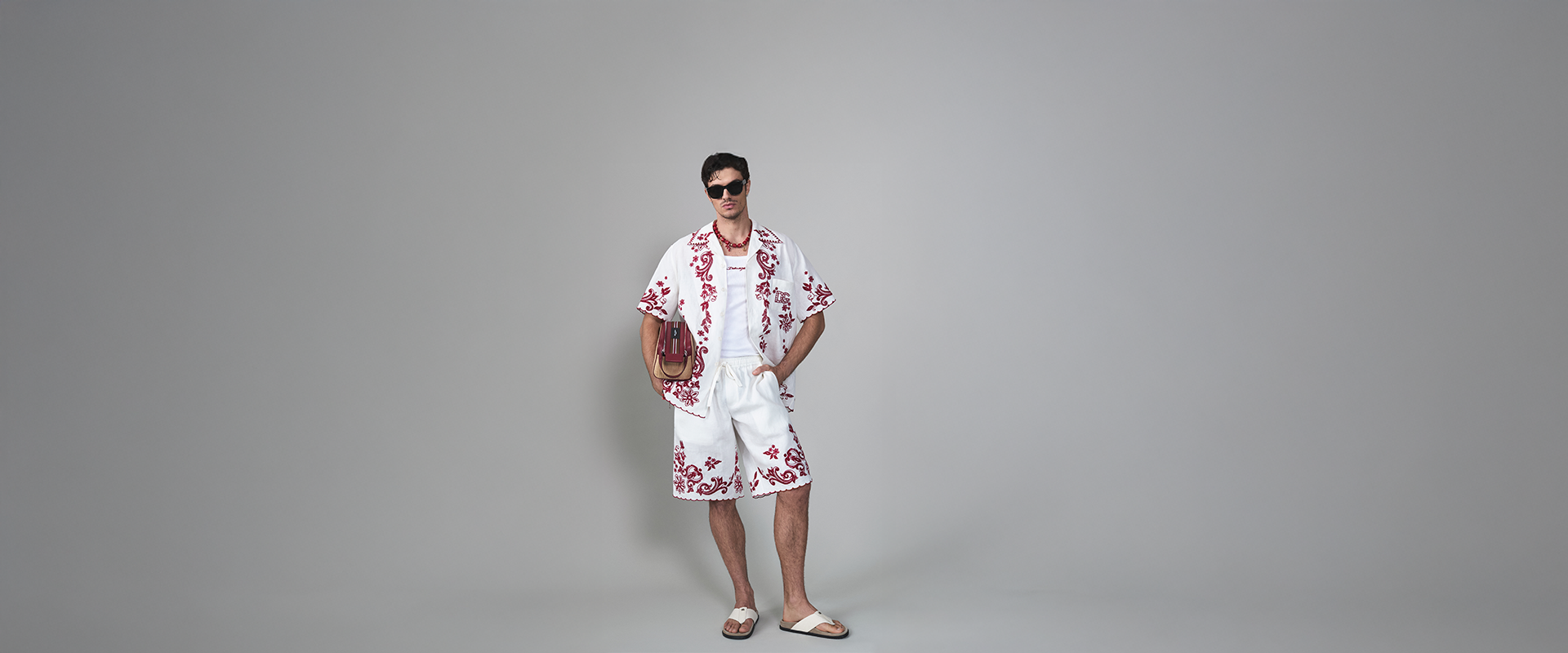 https://asset.dolcegabbana.com.cn/dg-prod-eshop/dc5a0175-8207-4cf0-b874-34ec56bdb0a2.png