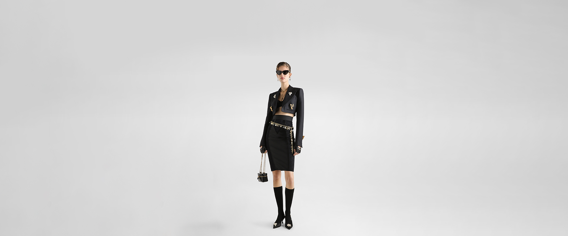 https://asset.dolcegabbana.com.cn/dg-prod-eshop/df91777e-cd81-4ab5-9016-7eb130b49f42.jpg