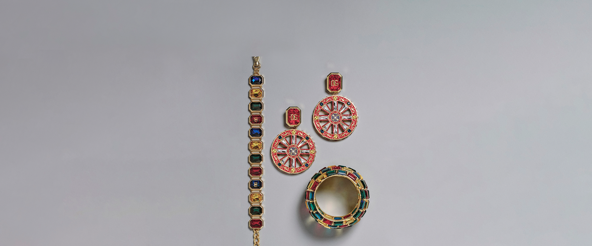 https://asset.dolcegabbana.com.cn/dg-prod-eshop/e209cabf-22df-4502-b909-36a2856e36ec.png