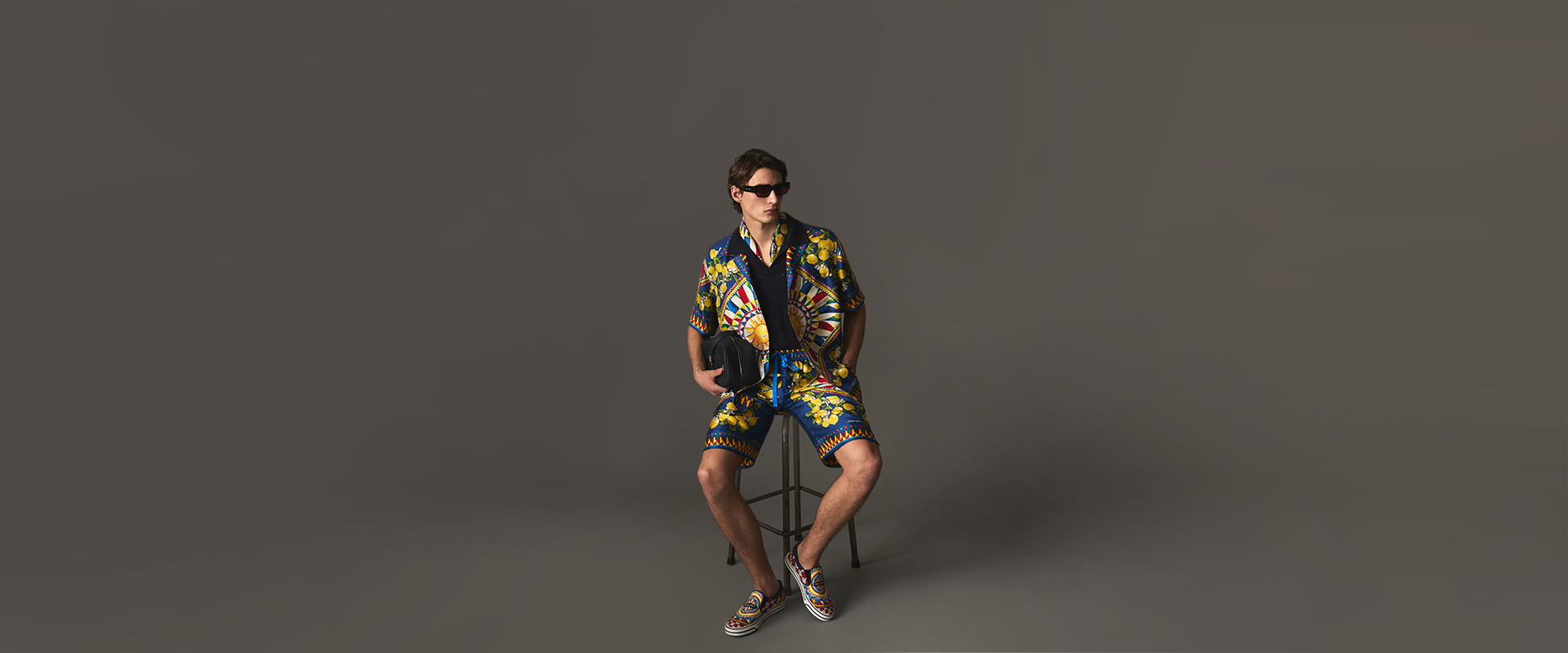 https://asset.dolcegabbana.com.cn/dg-prod-eshop/e74dead9-b05d-42d2-bbeb-3eaf349c1503.png