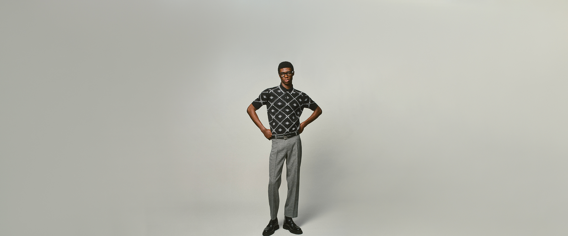 https://asset.dolcegabbana.com.cn/dg-prod-eshop/e7c0ca31-0401-4ddb-a3ed-bcb42f2f1dc0.jpg