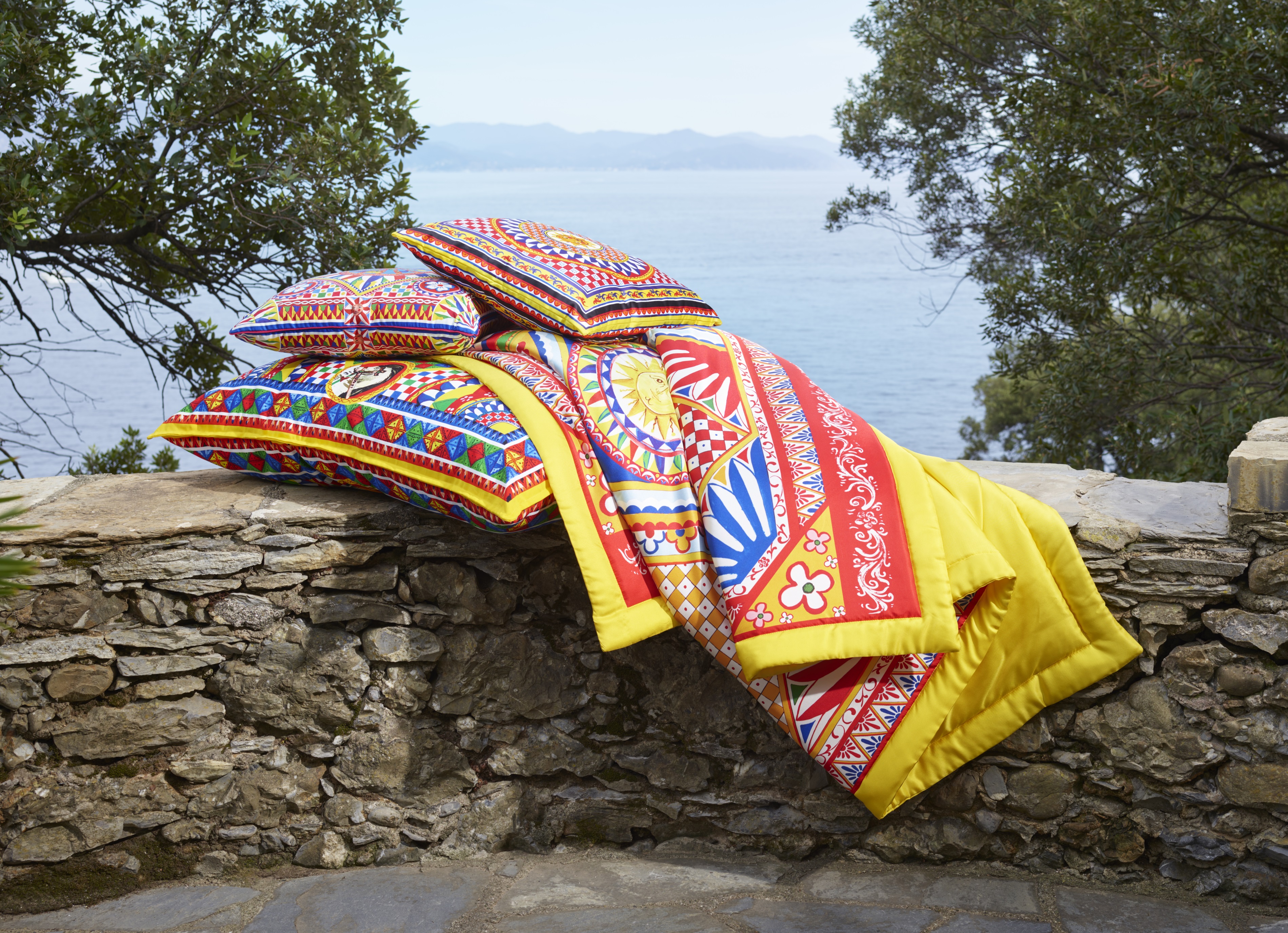 DolceGabbana_Home_Stills139243