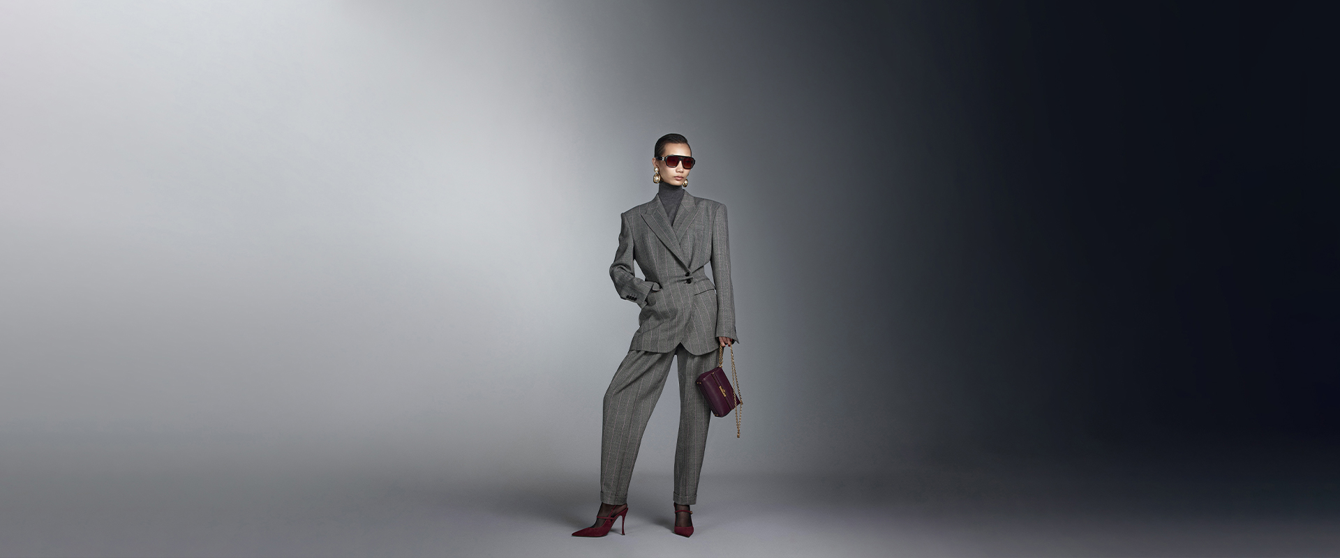 https://asset.dolcegabbana.com.cn/dg-prod-eshop/ed66f4a6-2e0e-4950-b169-eed5f9401b96.jpg