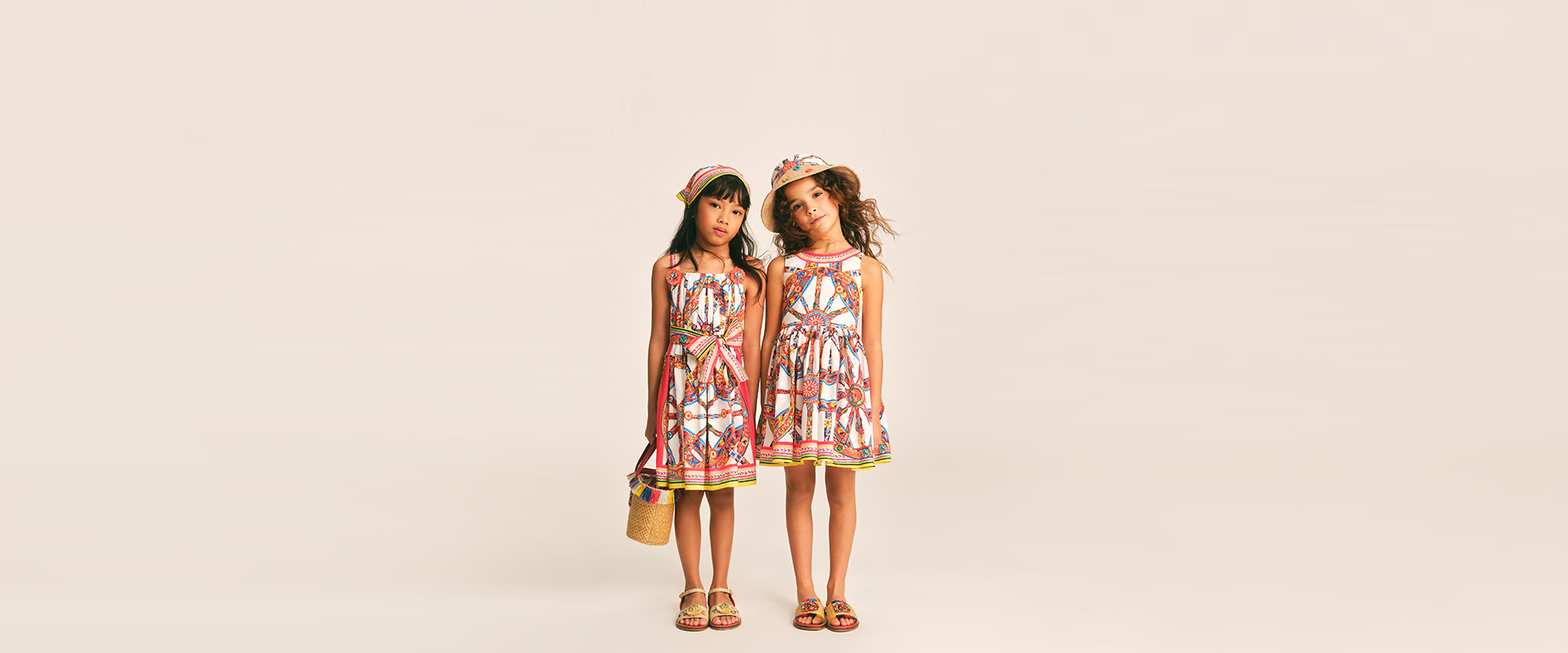 https://asset.dolcegabbana.com.cn/dg-prod-eshop/f457ba42-f095-4520-8e05-5fb964dbabbe.png
