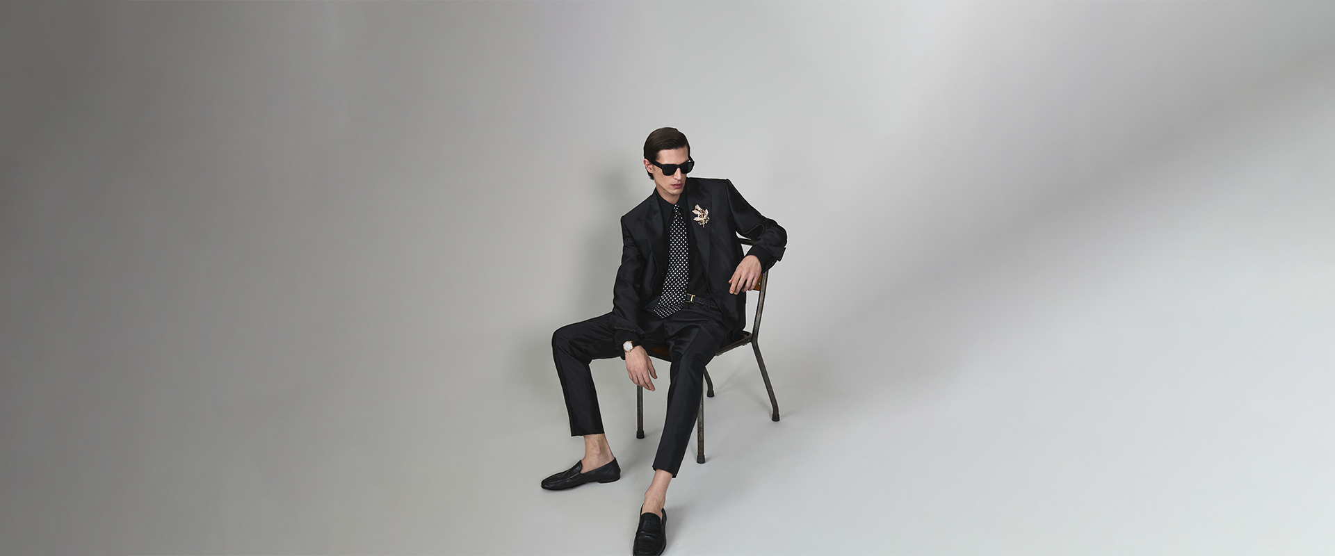 https://asset.dolcegabbana.com.cn/dg-prod-eshop/fbed1af0-8587-406c-9856-d30b47bf6ced.png
