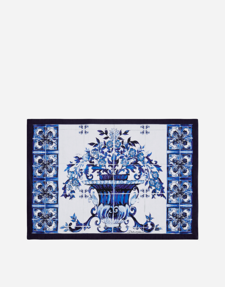 亚麻餐垫和餐巾套组