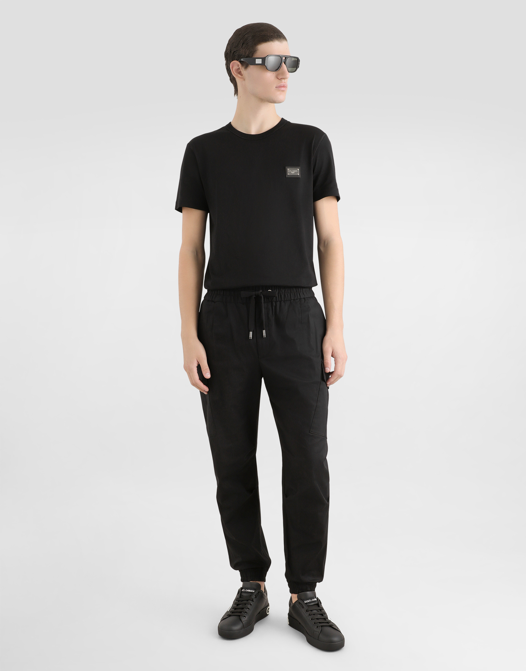 https://asset.dolcegabbana.com.cn/dg-prod-pim/1741573280-322-G8PT1TG7F2I-1-BLACK-2.png