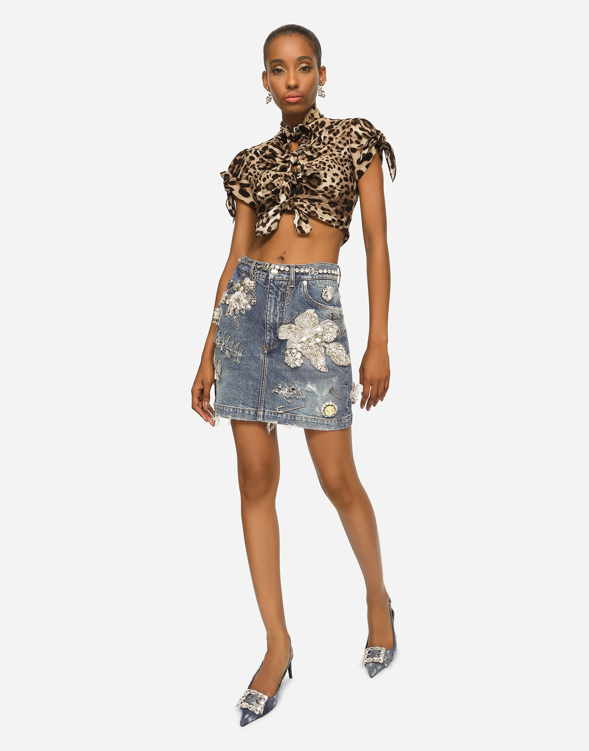 https://asset.dolcegabbana.com.cn/dg-prod-pim/1742349013-322-F4BWMZG8EZ8-COMBINED%2BCOLOUR-1.png