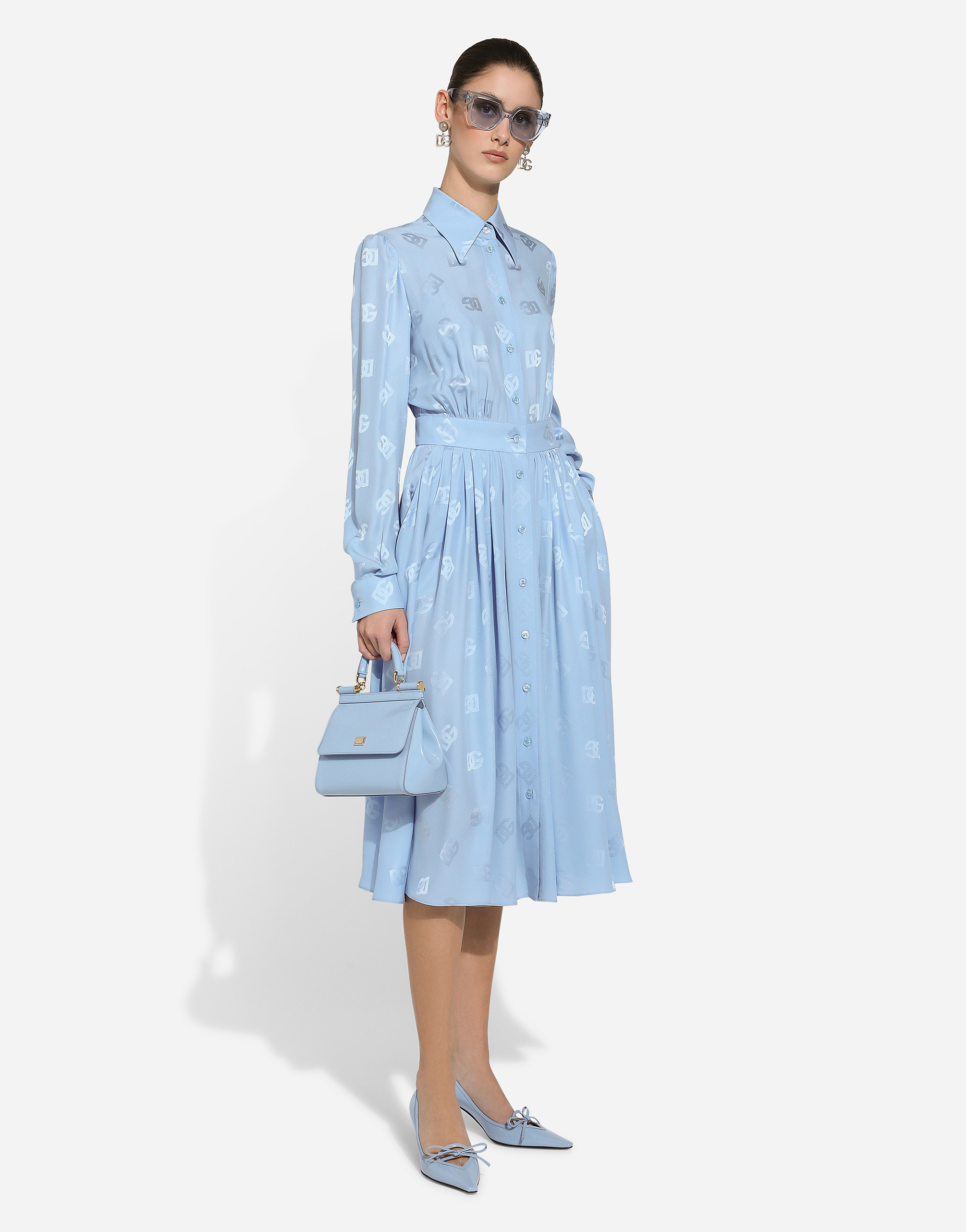 https://asset.dolcegabbana.com.cn/dg-prod-pim/1742351260-322-F6ARQTFJ1JO-VERY%2BLIGHT%2BLILAC-2.png